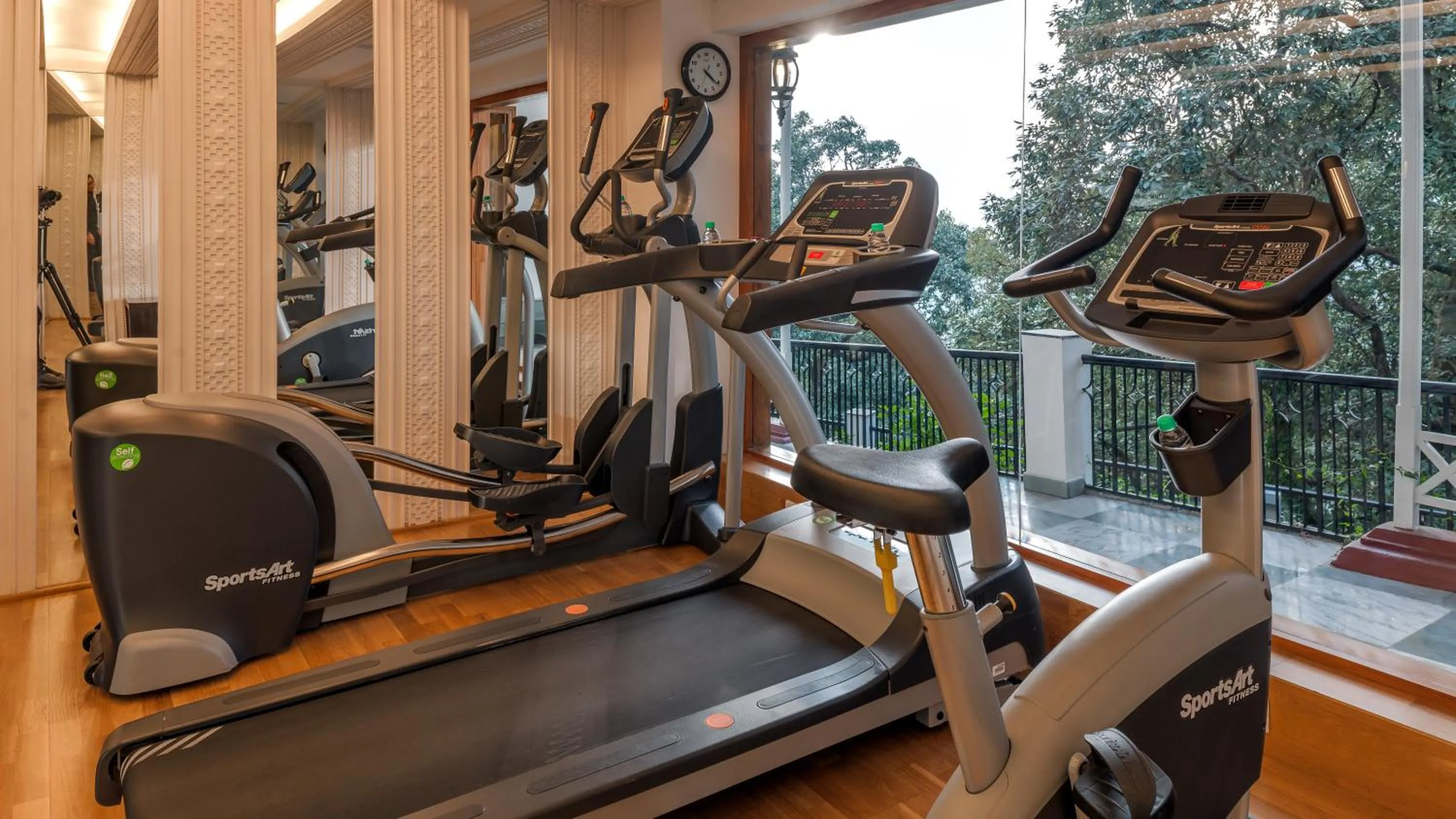 Spa and wellness centre/facilities in The Claridges Nabha Residence