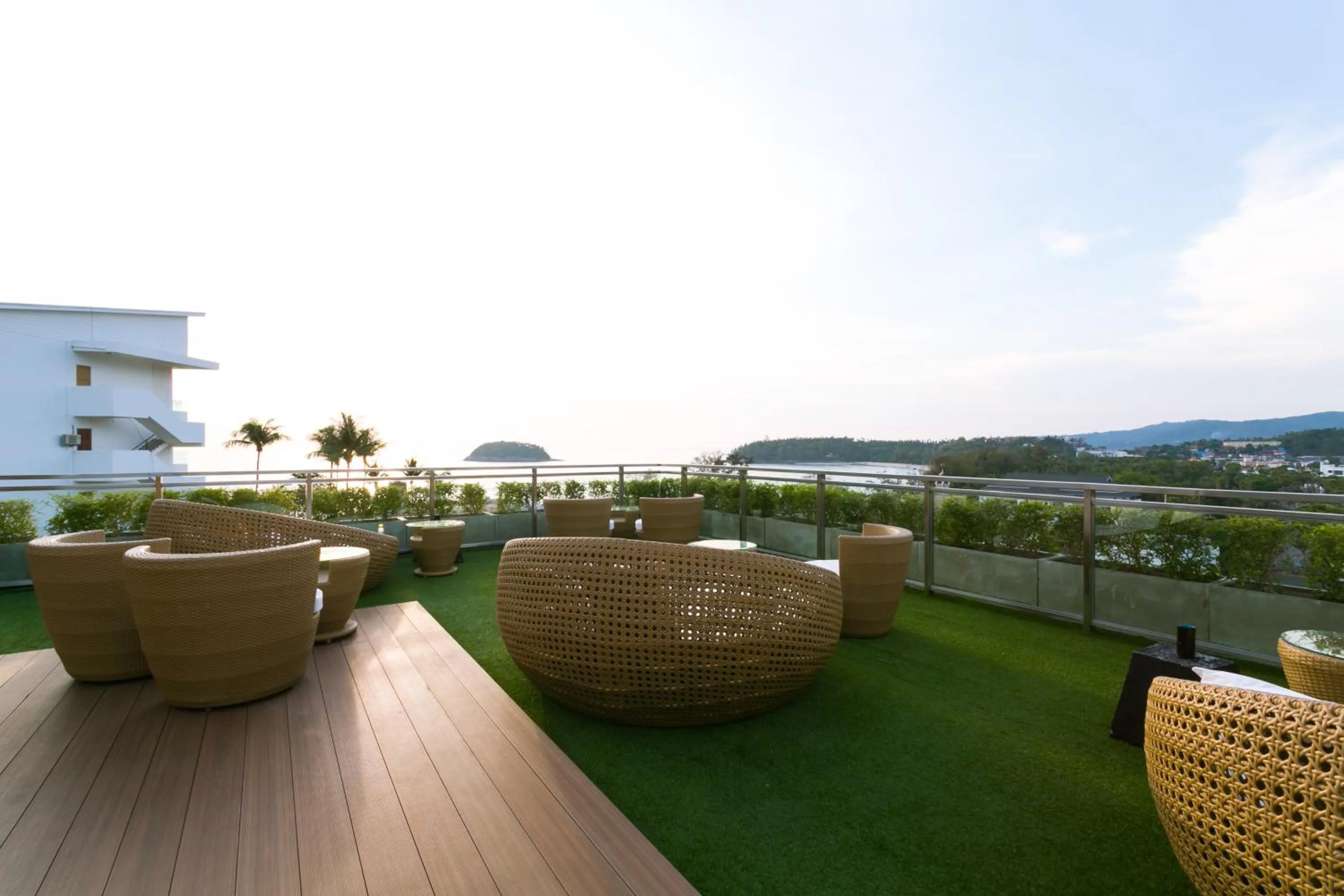 Lounge or bar in Sugar Palm Grand Hillside - SHA Plus