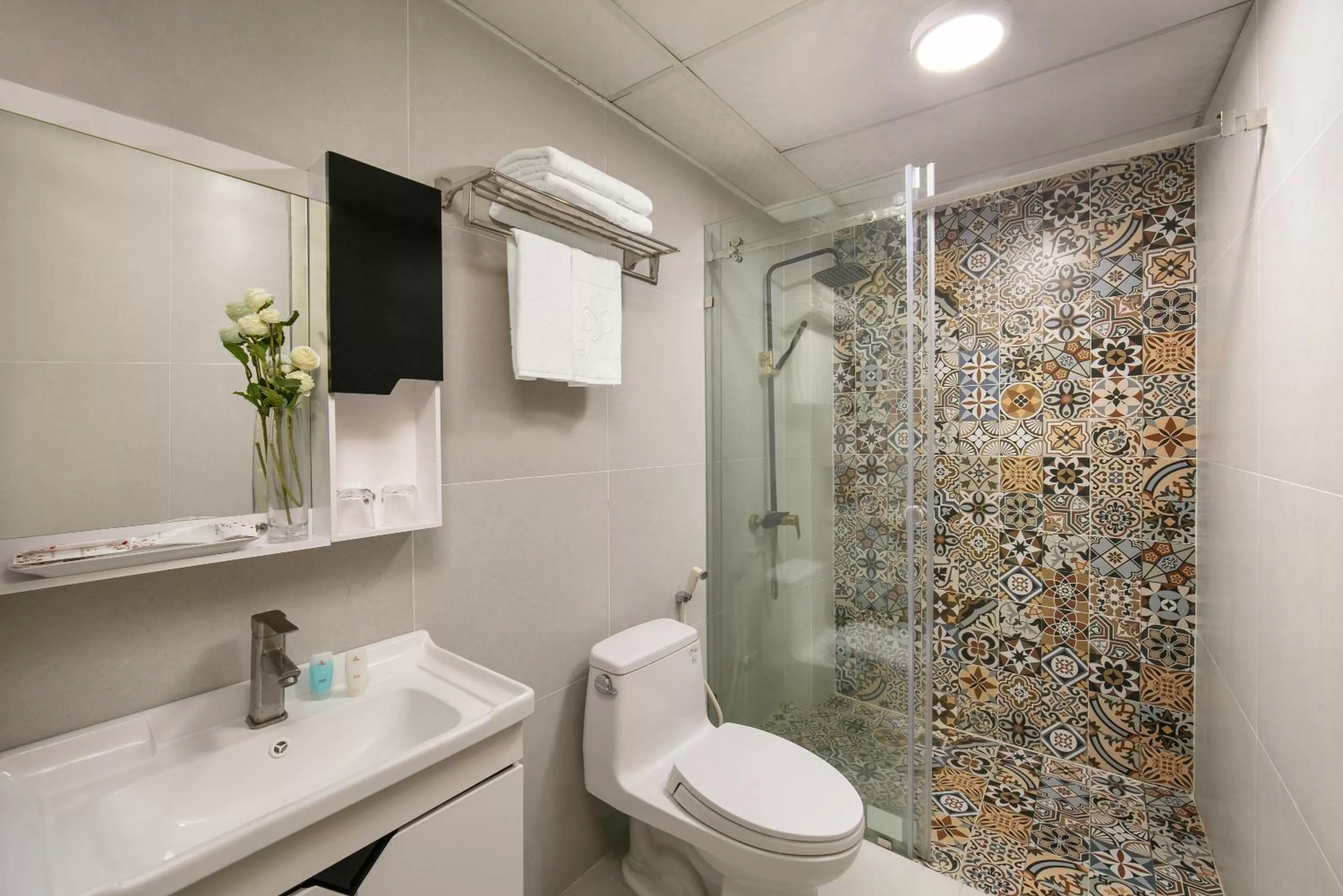 Bathroom in Diamond Legend Hotel