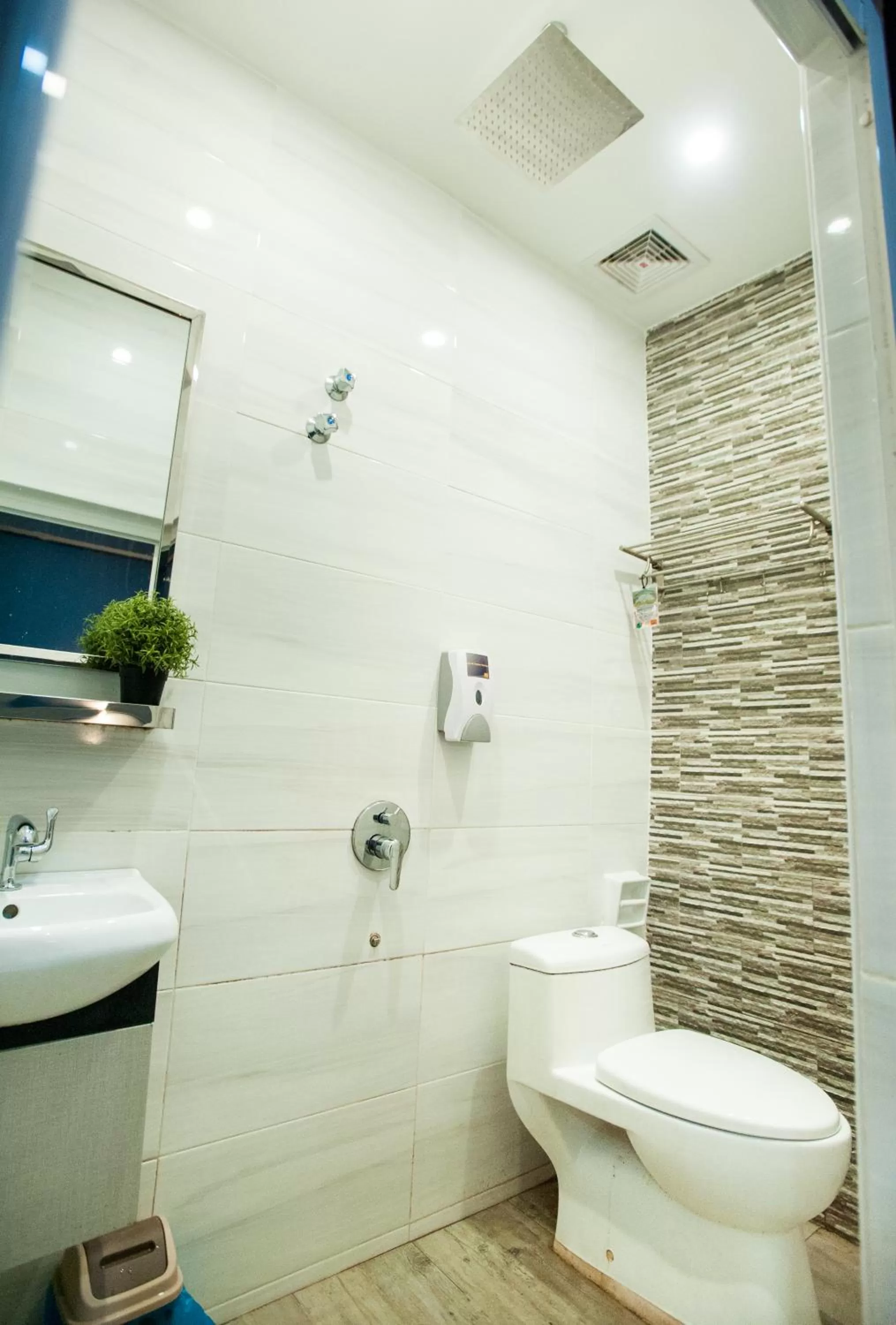 Toilet in DJ Citi Inn Premier