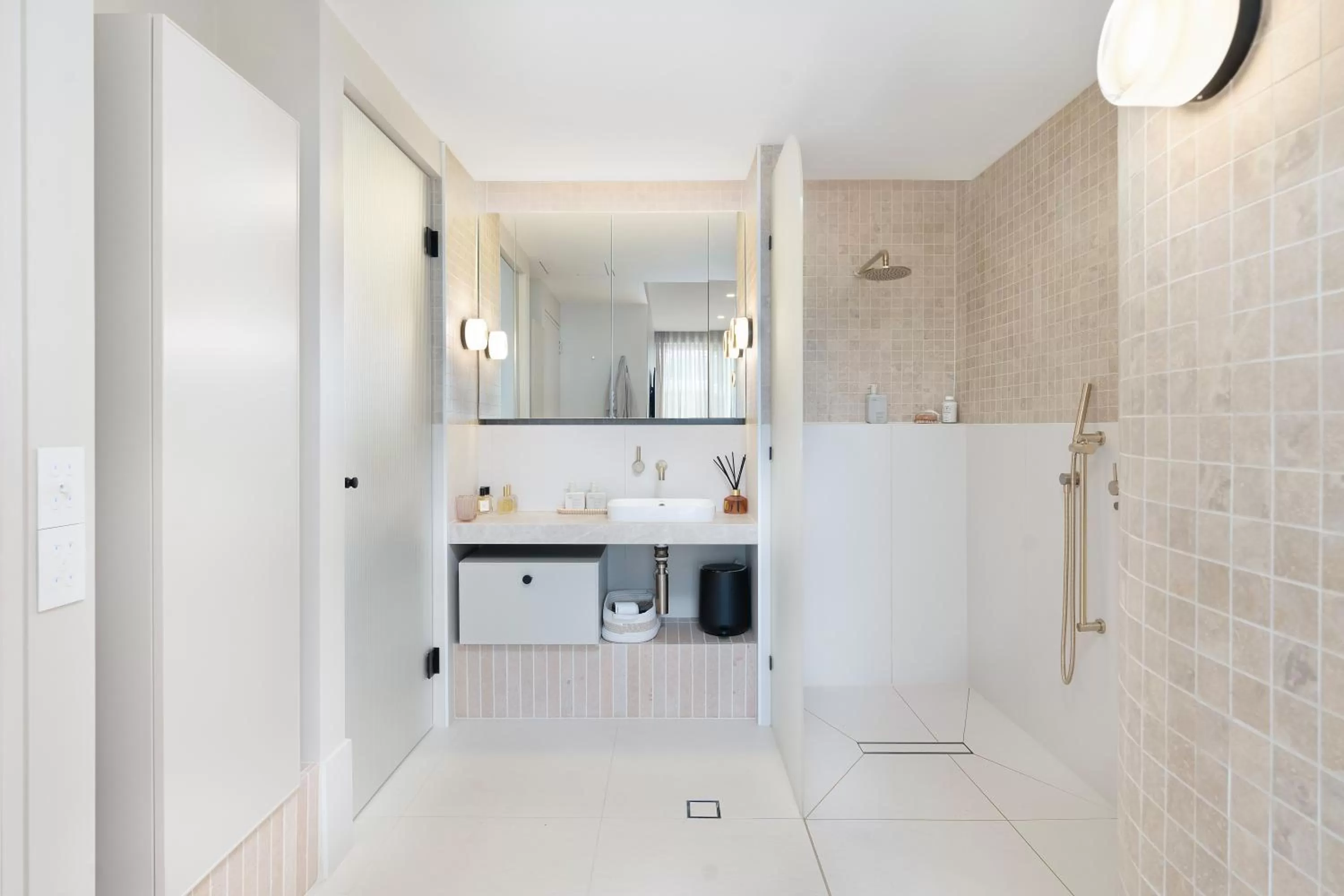 Bathroom in Laguna on Hastings