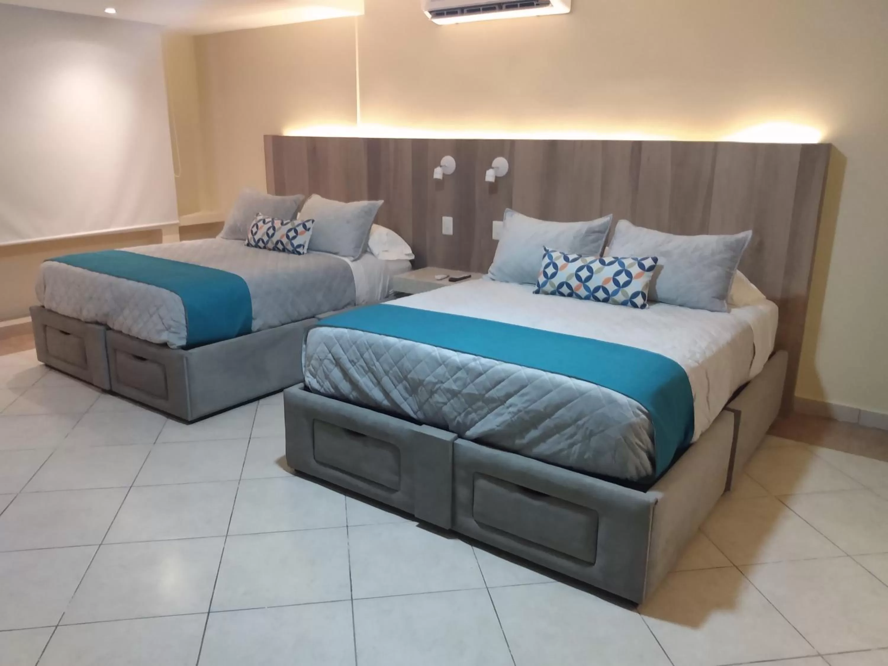 Photo of the whole room, Bed in EXECUTIROOMS VERACRUZ