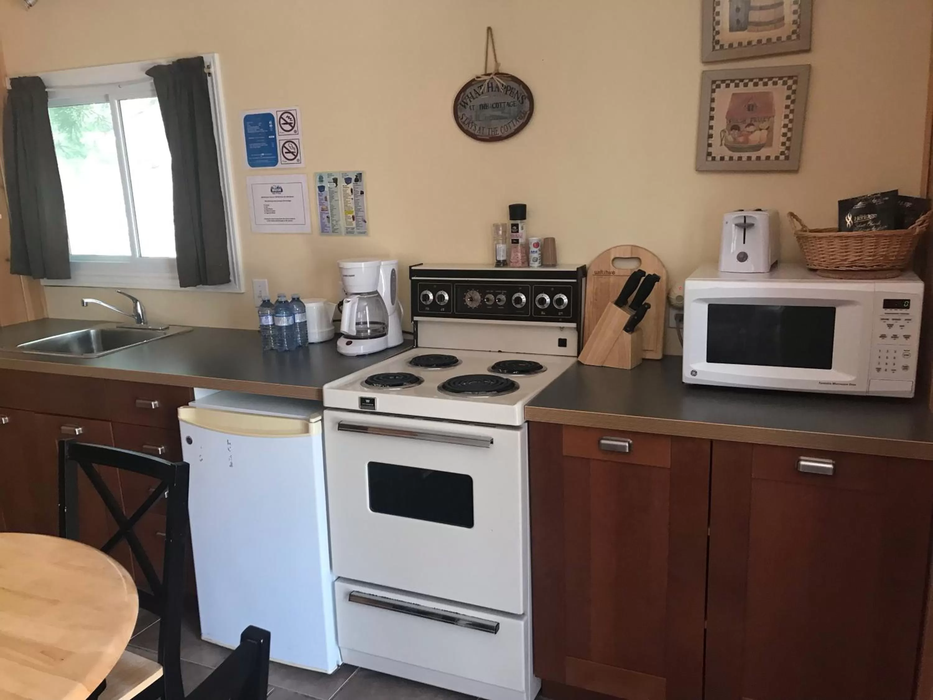 Hush Lodge and Cottages