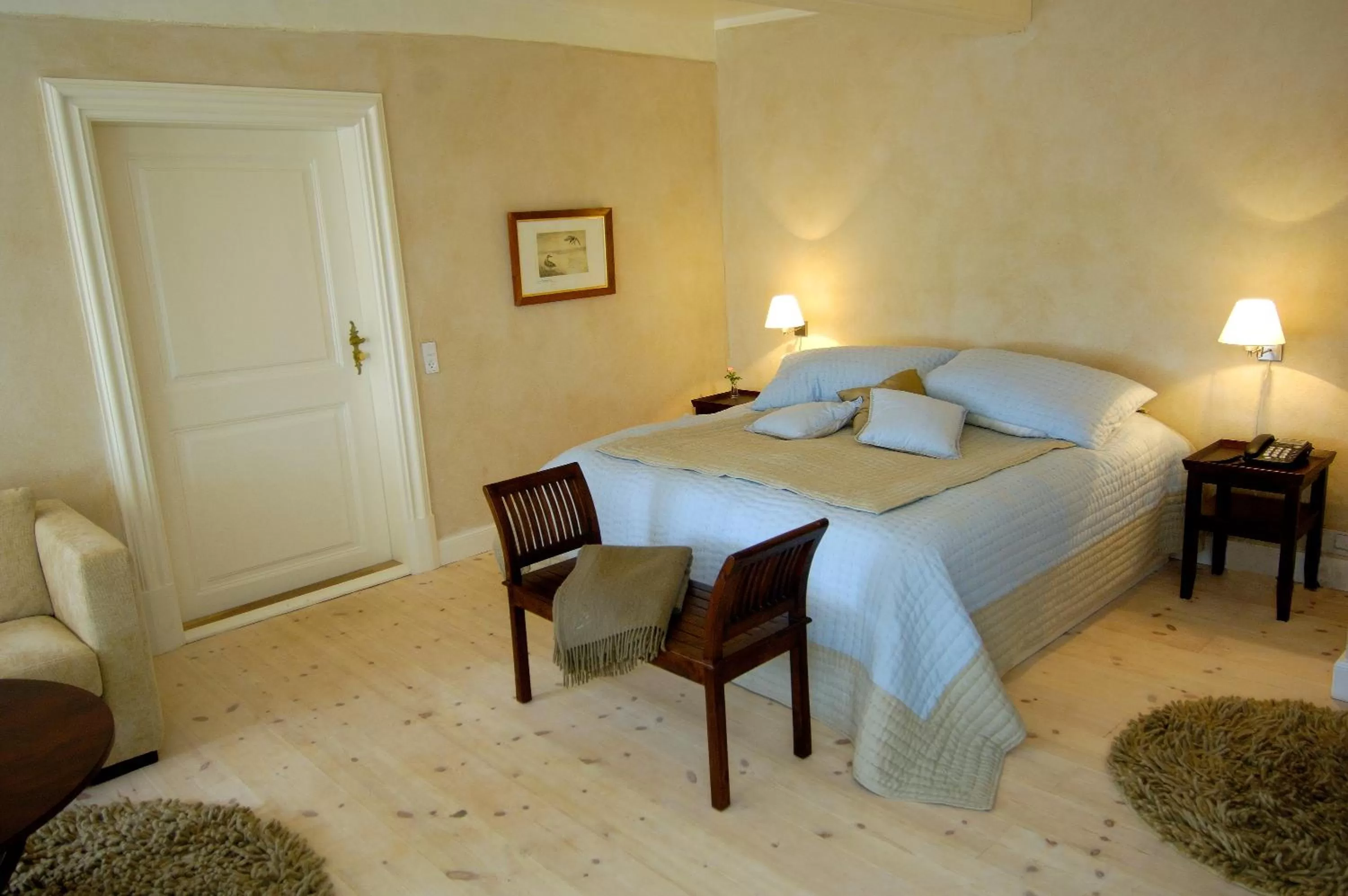 Bed in Benniksgaard Hotel