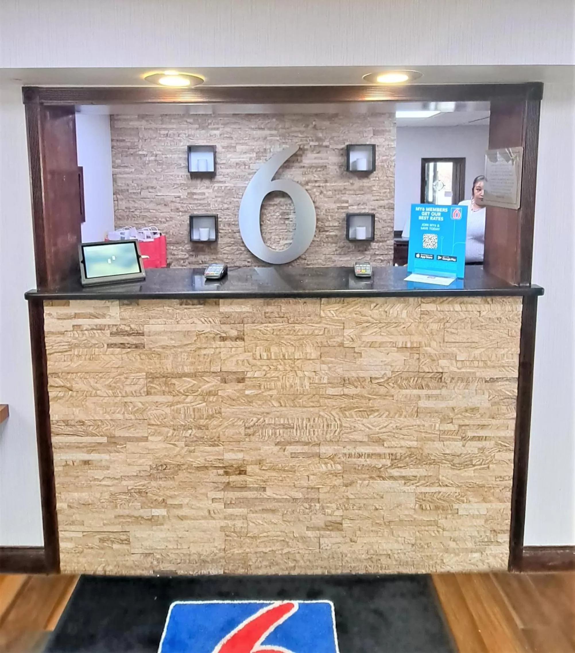 Lobby or reception in Motel 6 Catonsville MD Baltimore West