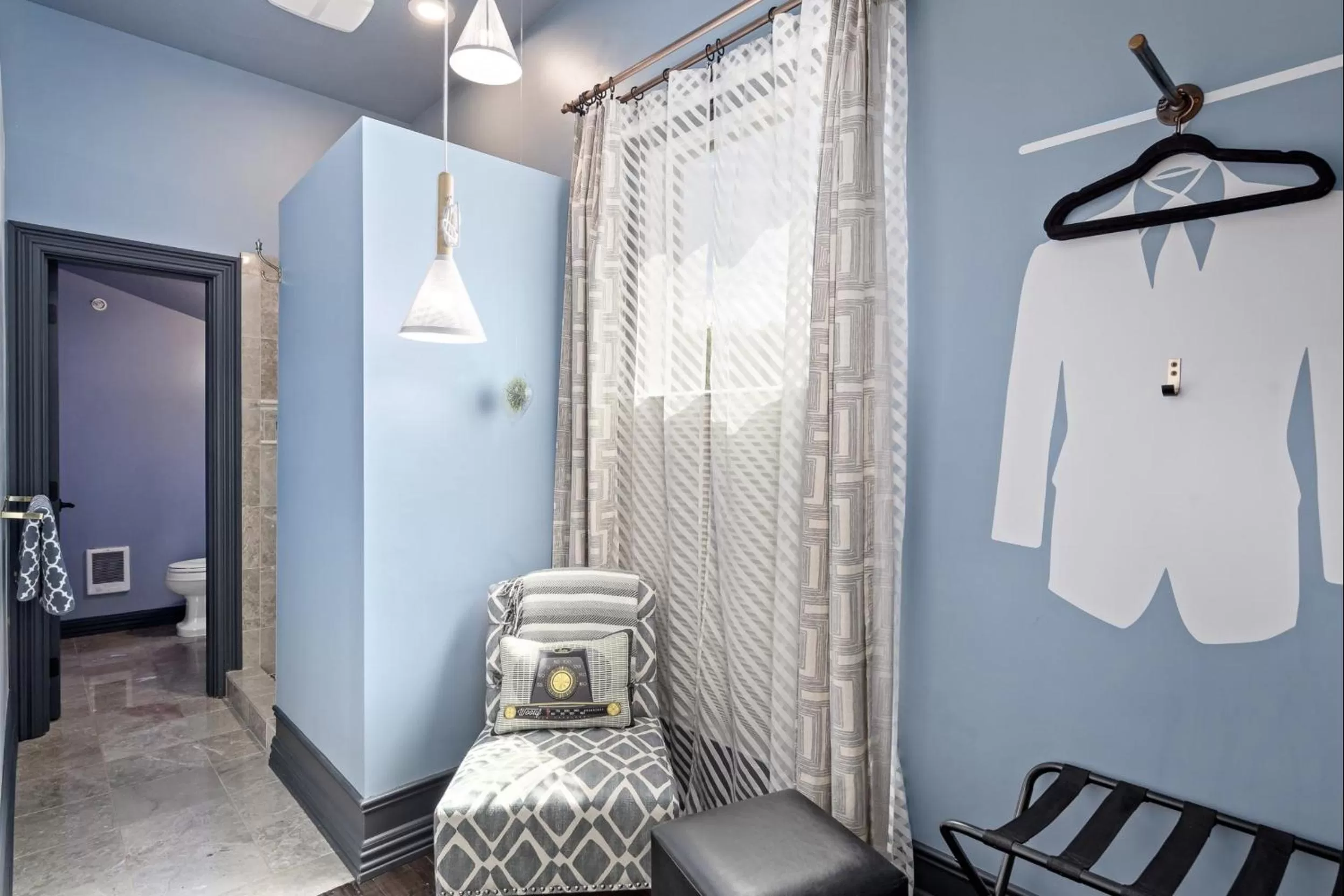 Shower in The Wesley Walla Walla