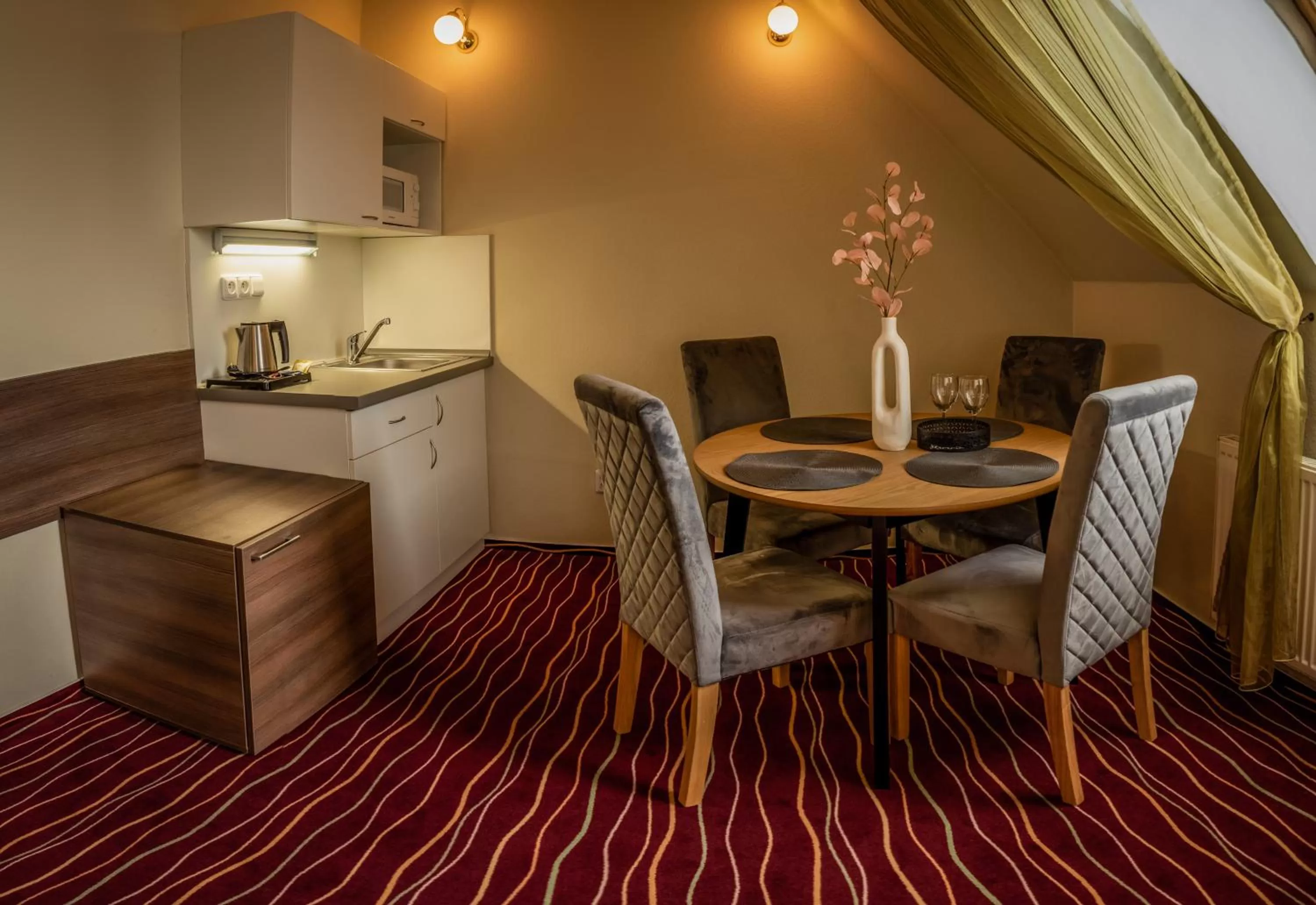Kitchen or kitchenette in Hotel Brixen