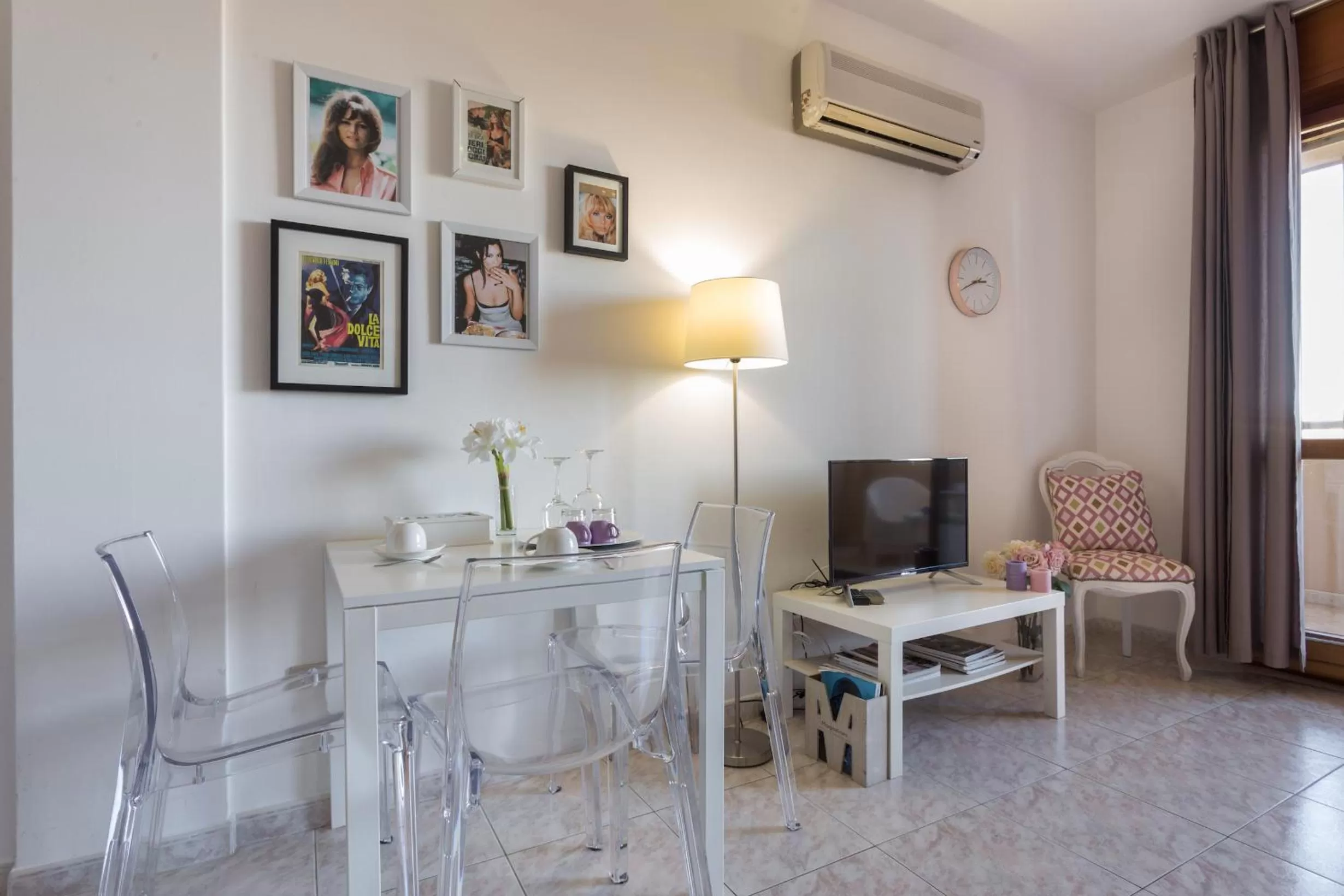 TV and multimedia in Residenze Su Planu