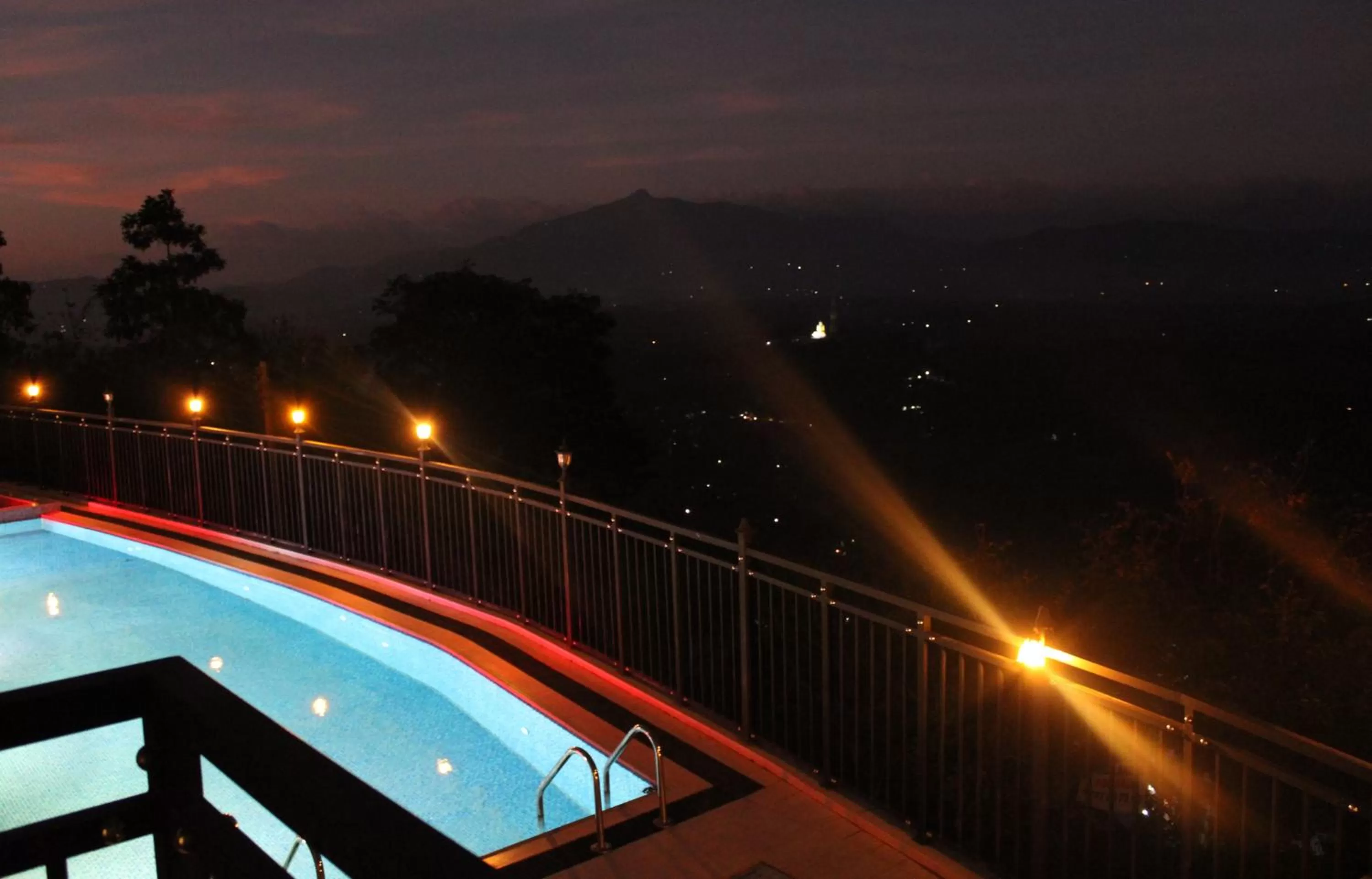 Swimming pool in Sky Gate kandy