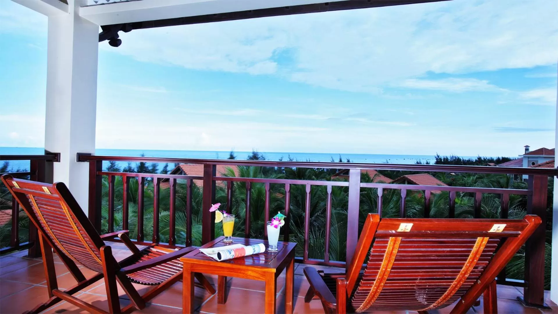 Balcony/Terrace in Golden Coast Resort & Spa