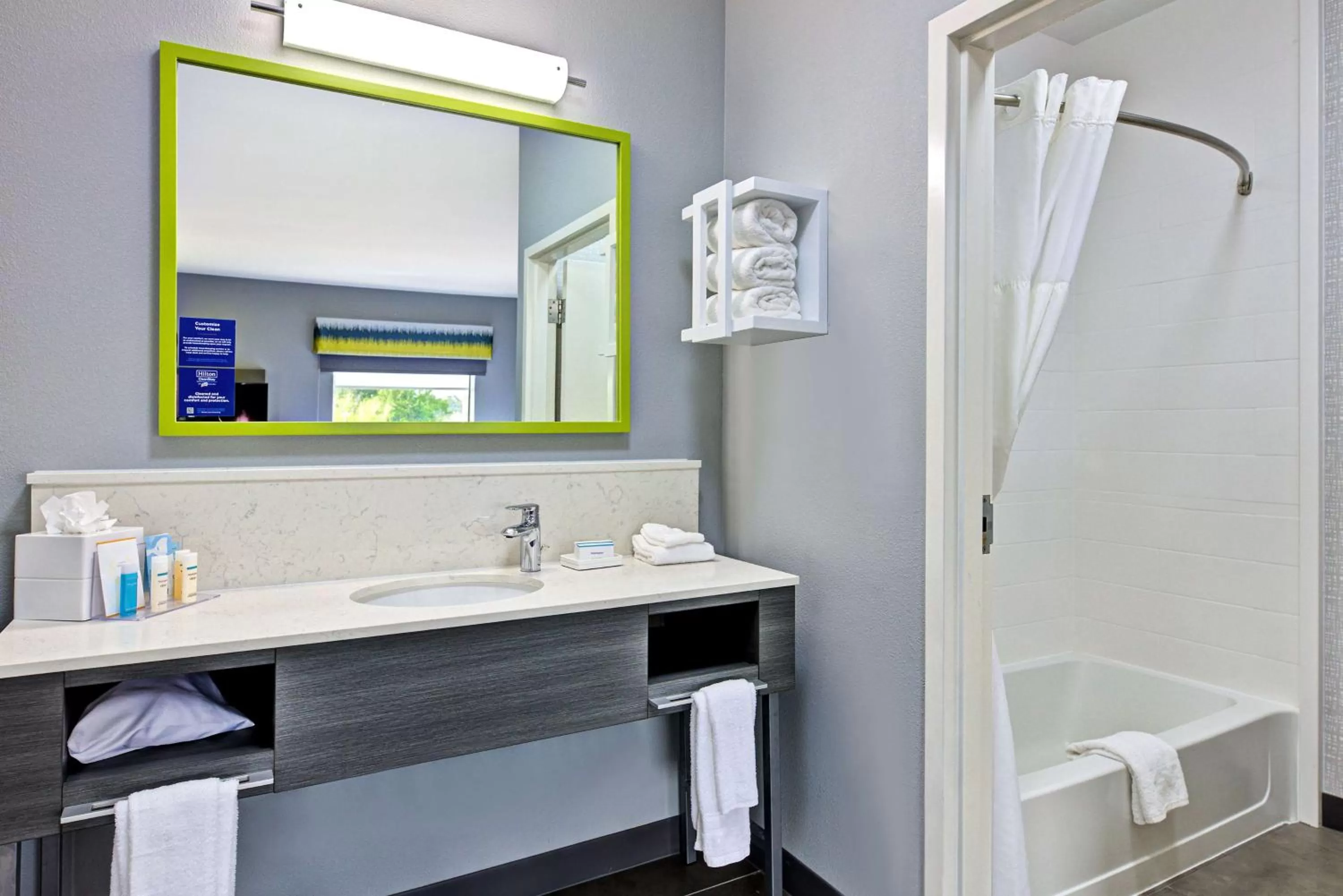 Bathroom in Hampton Inn & Suites Nacogdoches