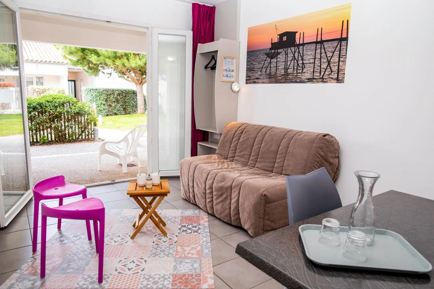 Seating area in Hôtel de Ré, "The Originals Résidence"