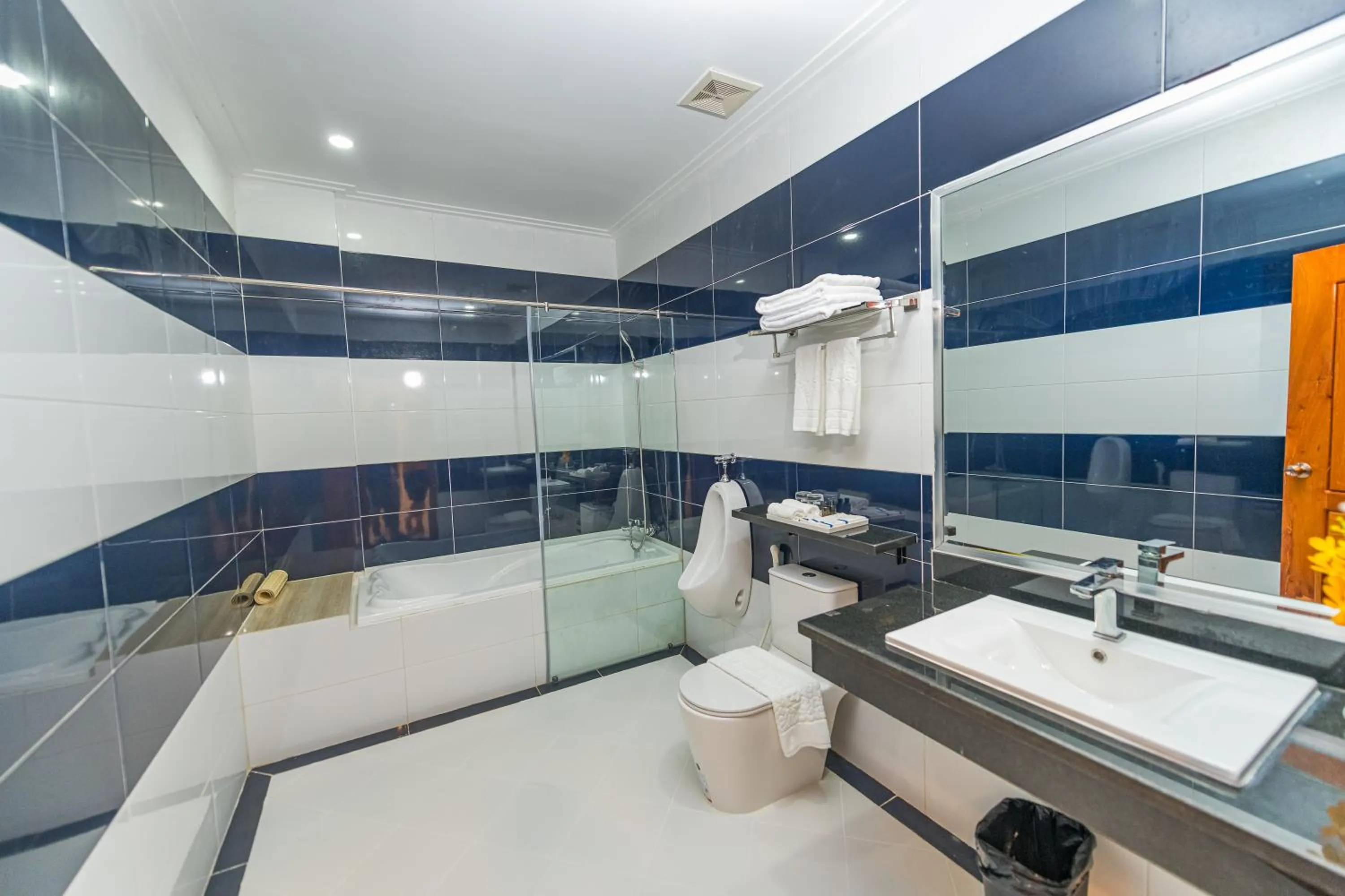 Bathroom in Kampong Thom Royal Hotel