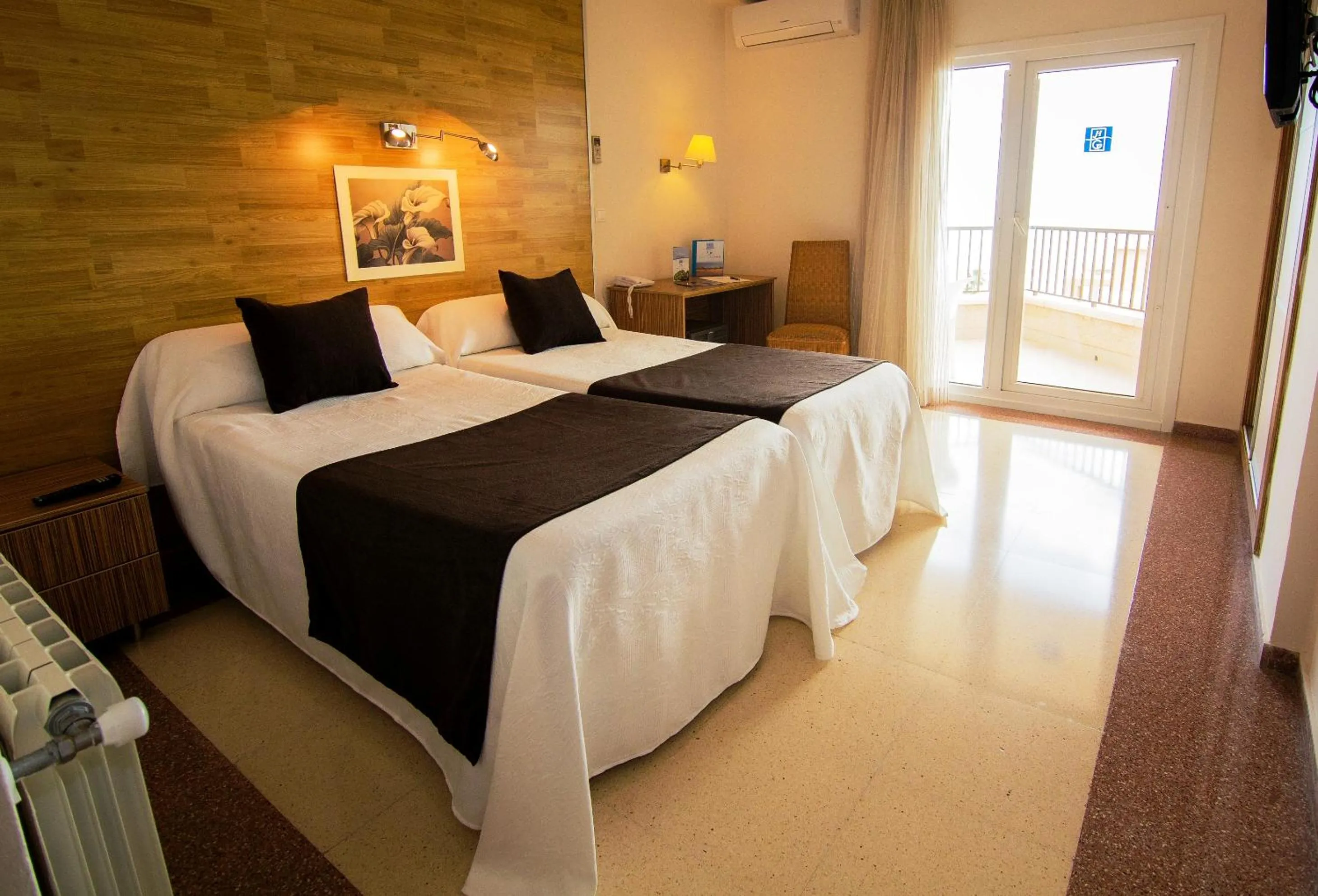 Bed in Hotel Guardamar