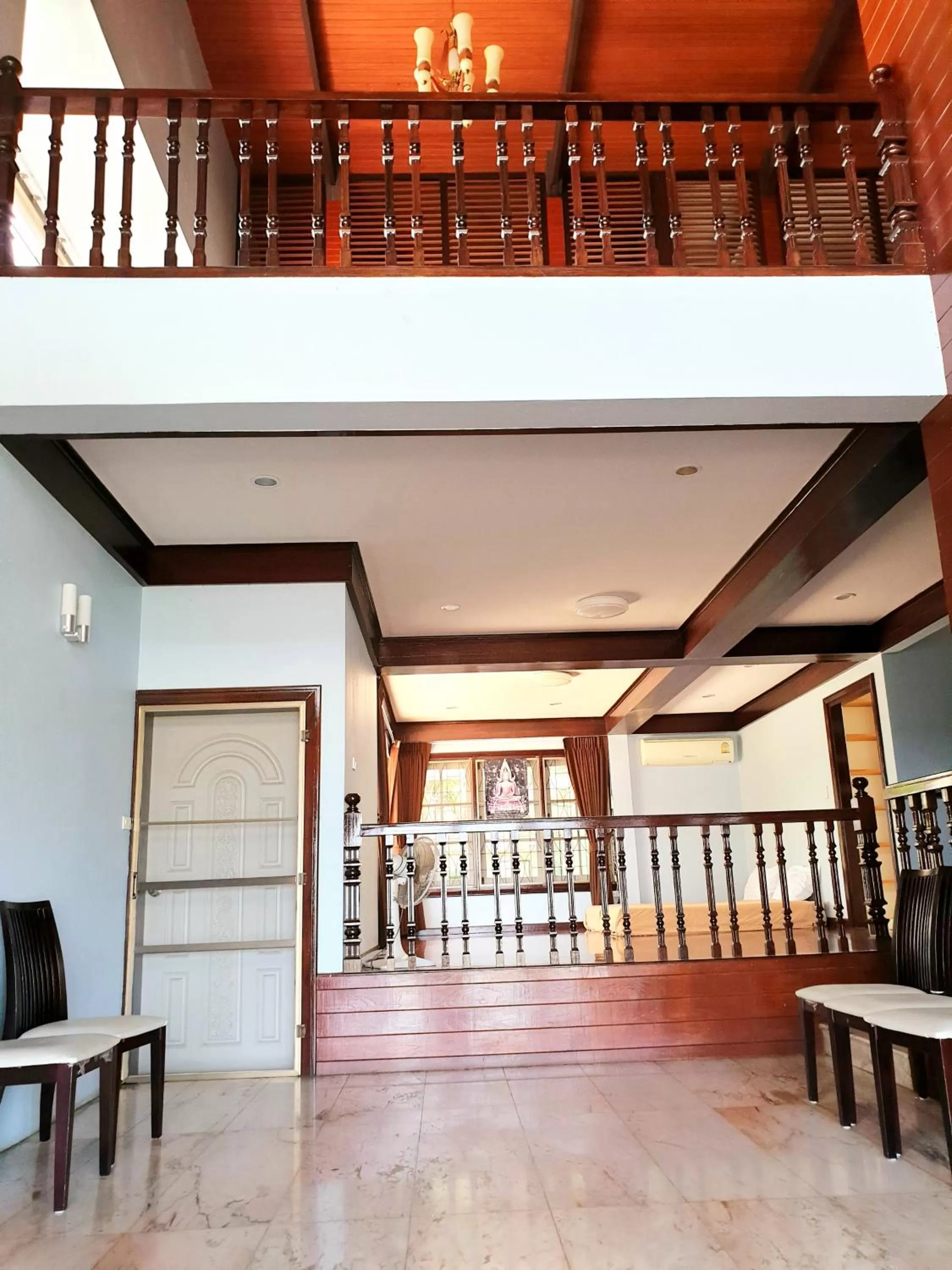 Living room in โรงแรม ชาโตว์วิสต้า