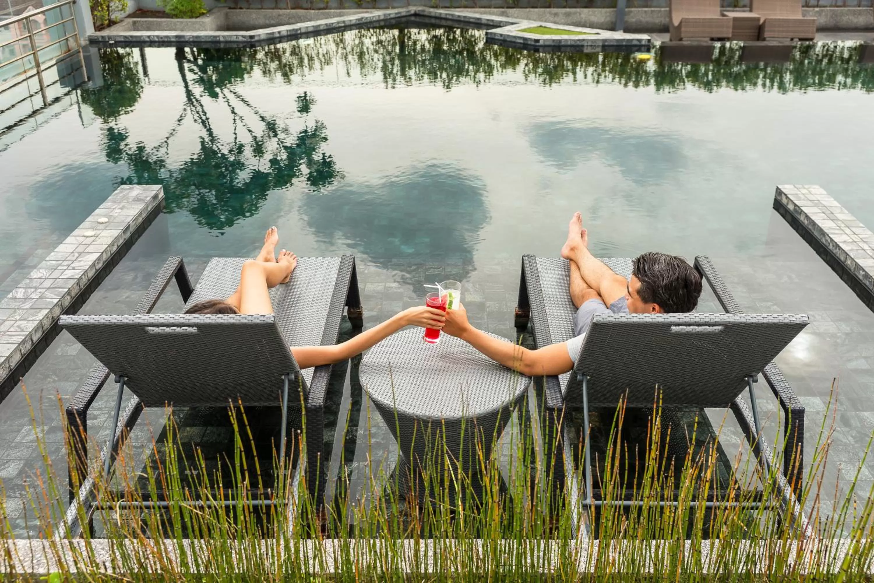 People in De Botan Srinakarin Hotel & Residence