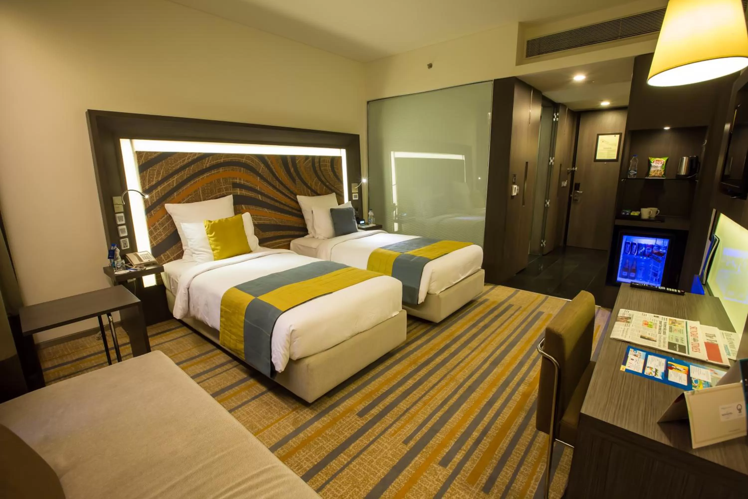 Photo of the whole room, Bed in Novotel Kolkata Hotel and Residences