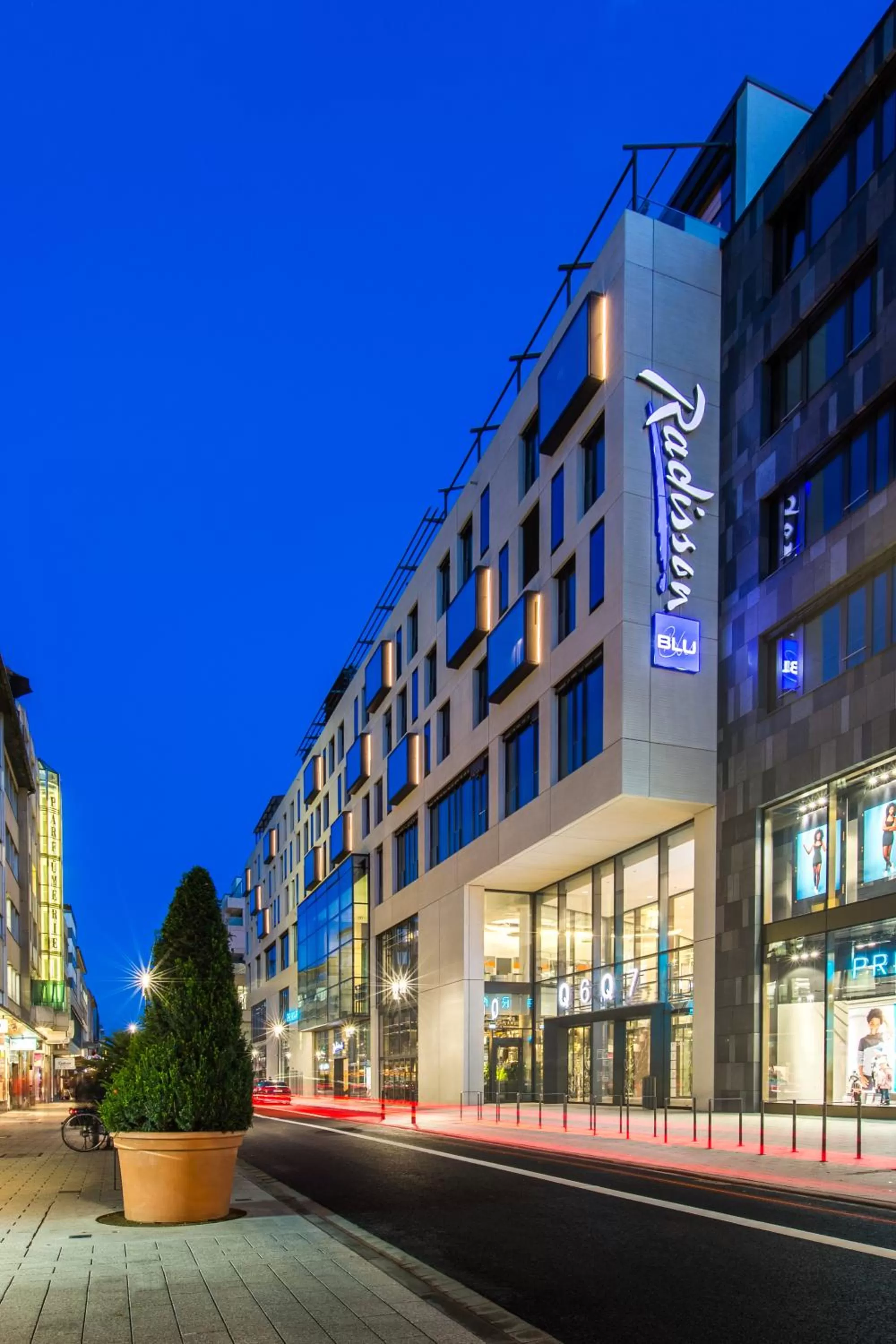 Facade/entrance in Radisson Blu Hotel, Mannheim