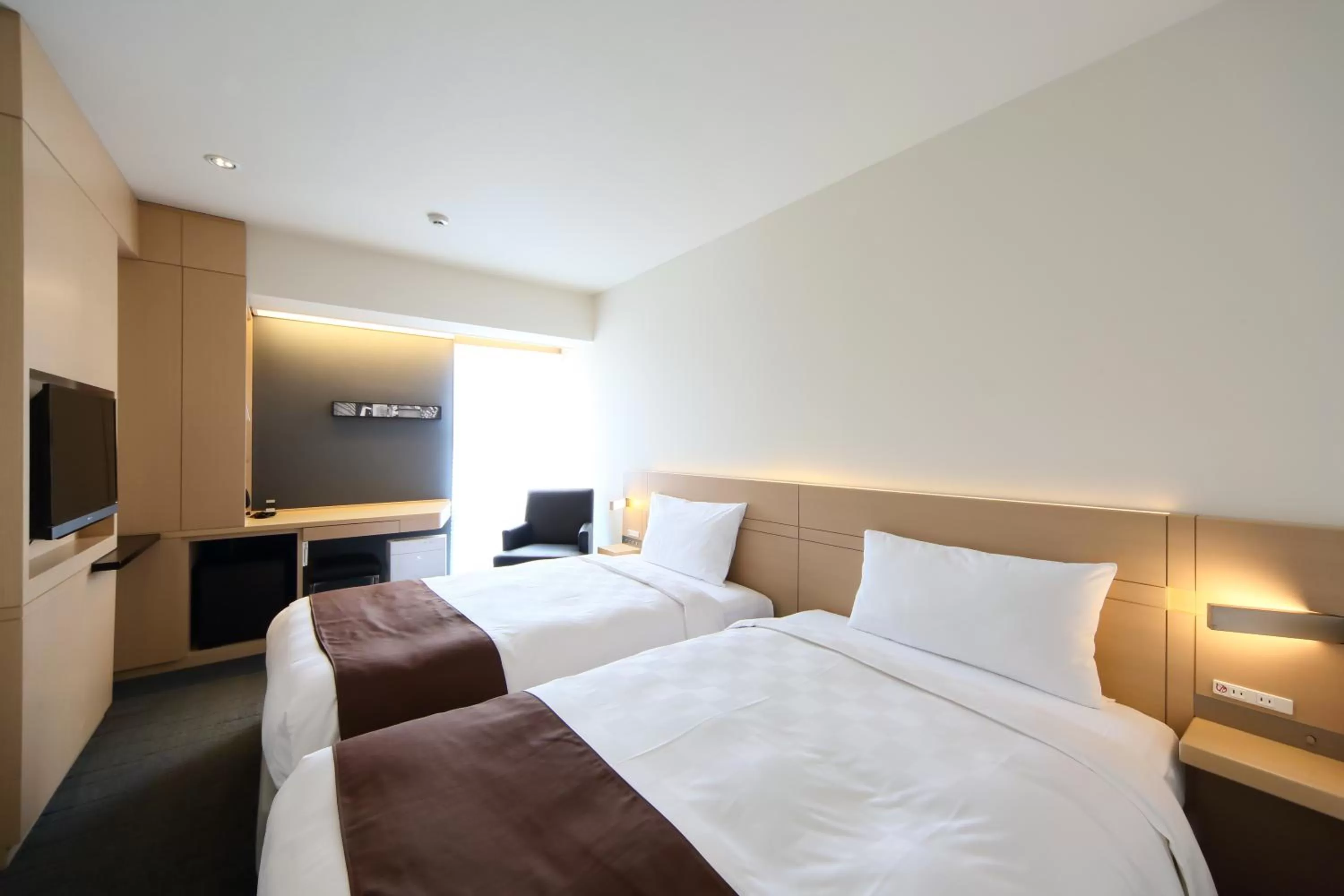 Photo of the whole room, Bed in Hakata Tokyu REI Hotel