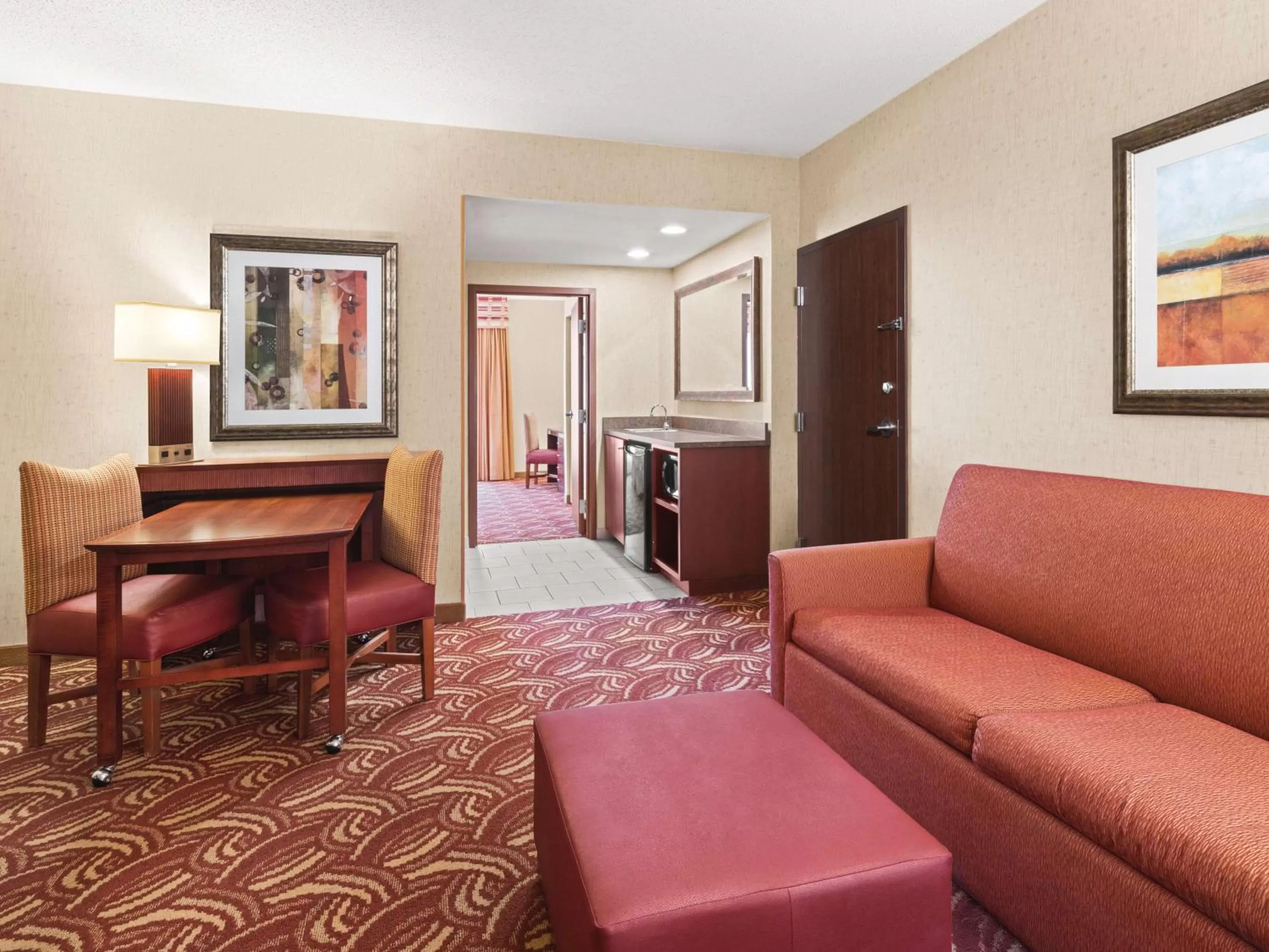 Two Queen Suite with Tub - Hearing Access/Non-Smoking in Embassy Suites by Hilton San Marcos Hotel Conference Center