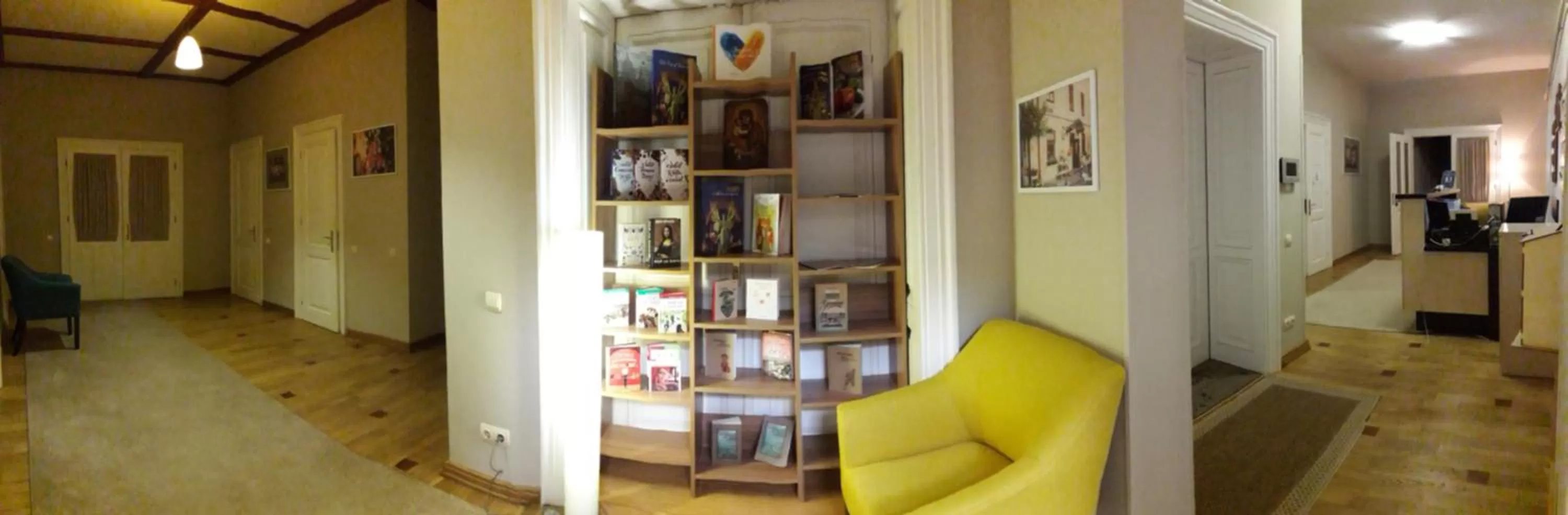 Seating Area in Mini-Hotel Under The Roof