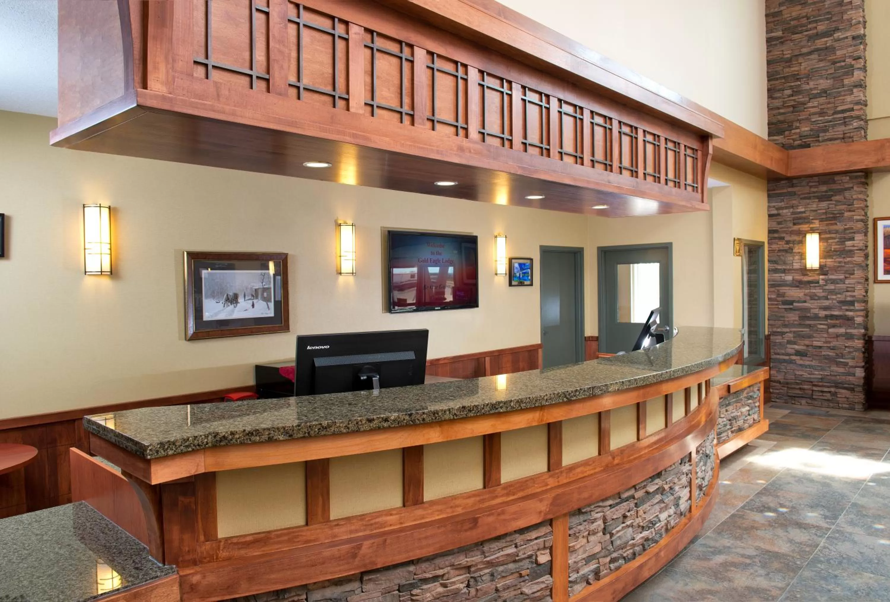 Lobby or reception in Gold Eagle Lodge