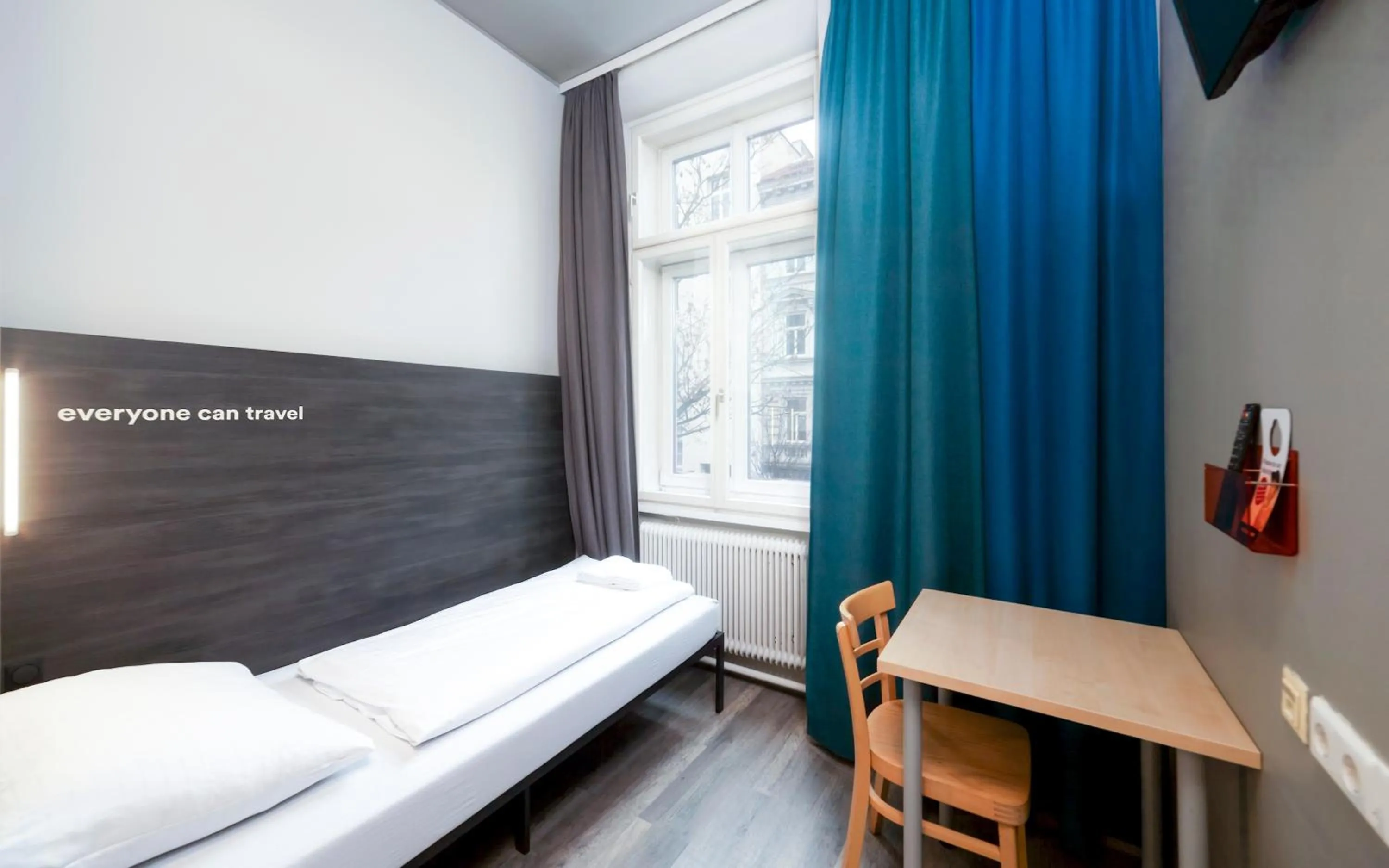 Photo of the whole room, Bed in a&o Wien Stadthalle