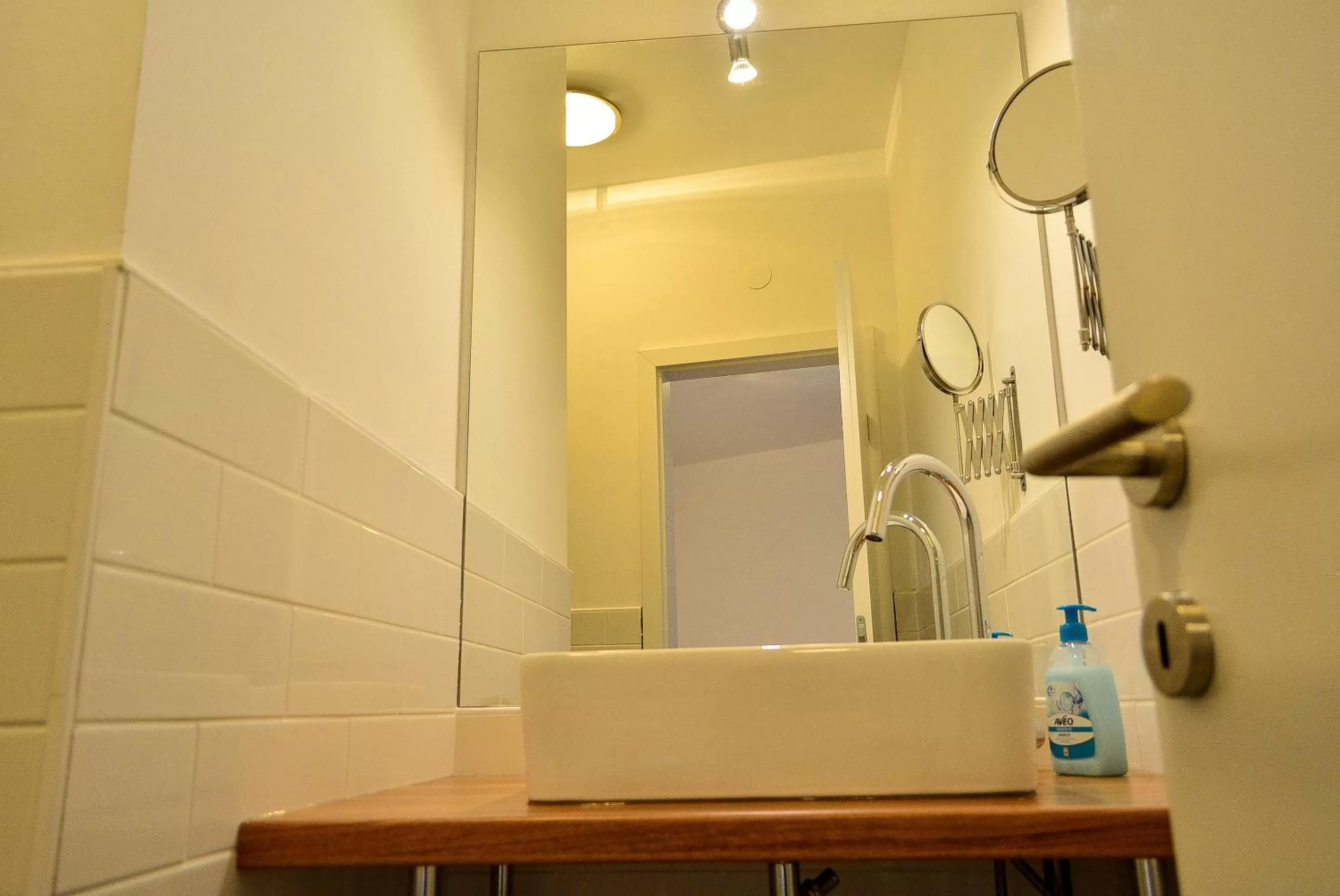 Bathroom in Golden B&B