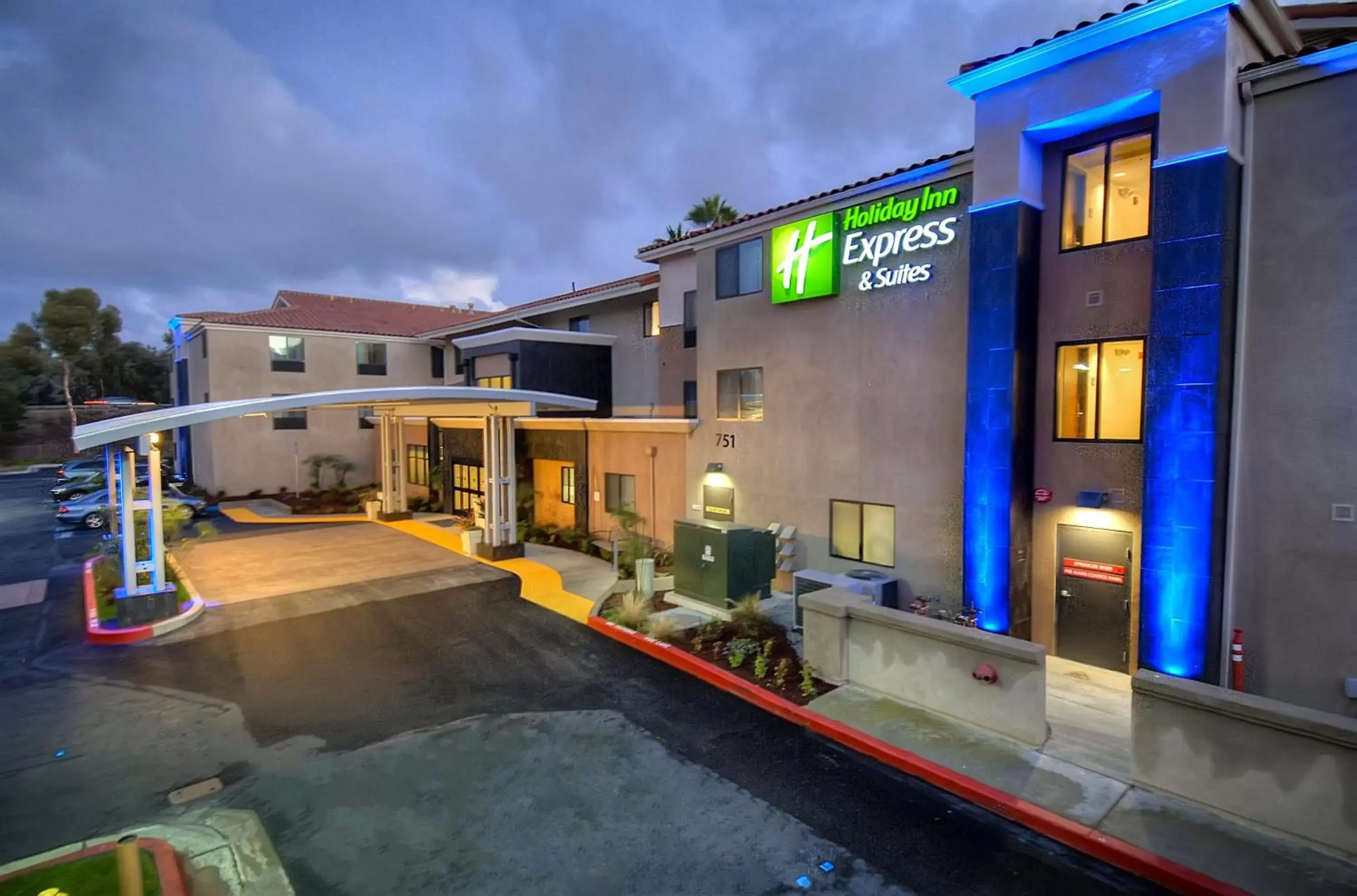Holiday Inn Express Hotel & Suites Carlsbad Beach by IHG Holiday Inn Express Hotel & Suites Carlsbad Beach by IHG