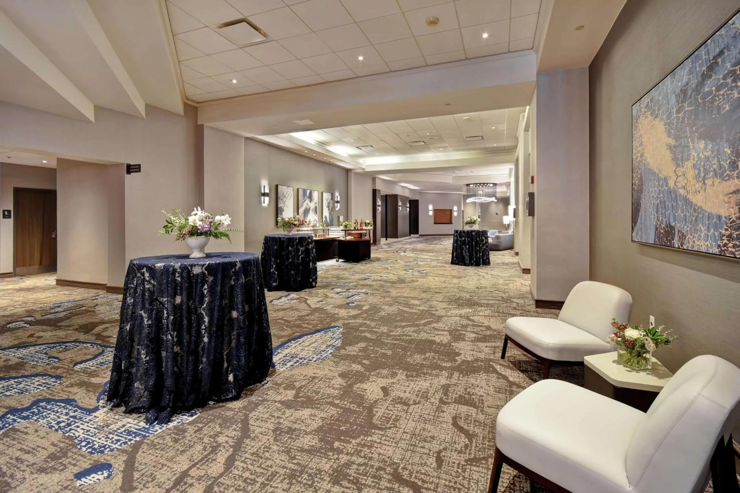 Meeting/conference room in Embassy Suites by Hilton Raleigh Durham Research Triangle
