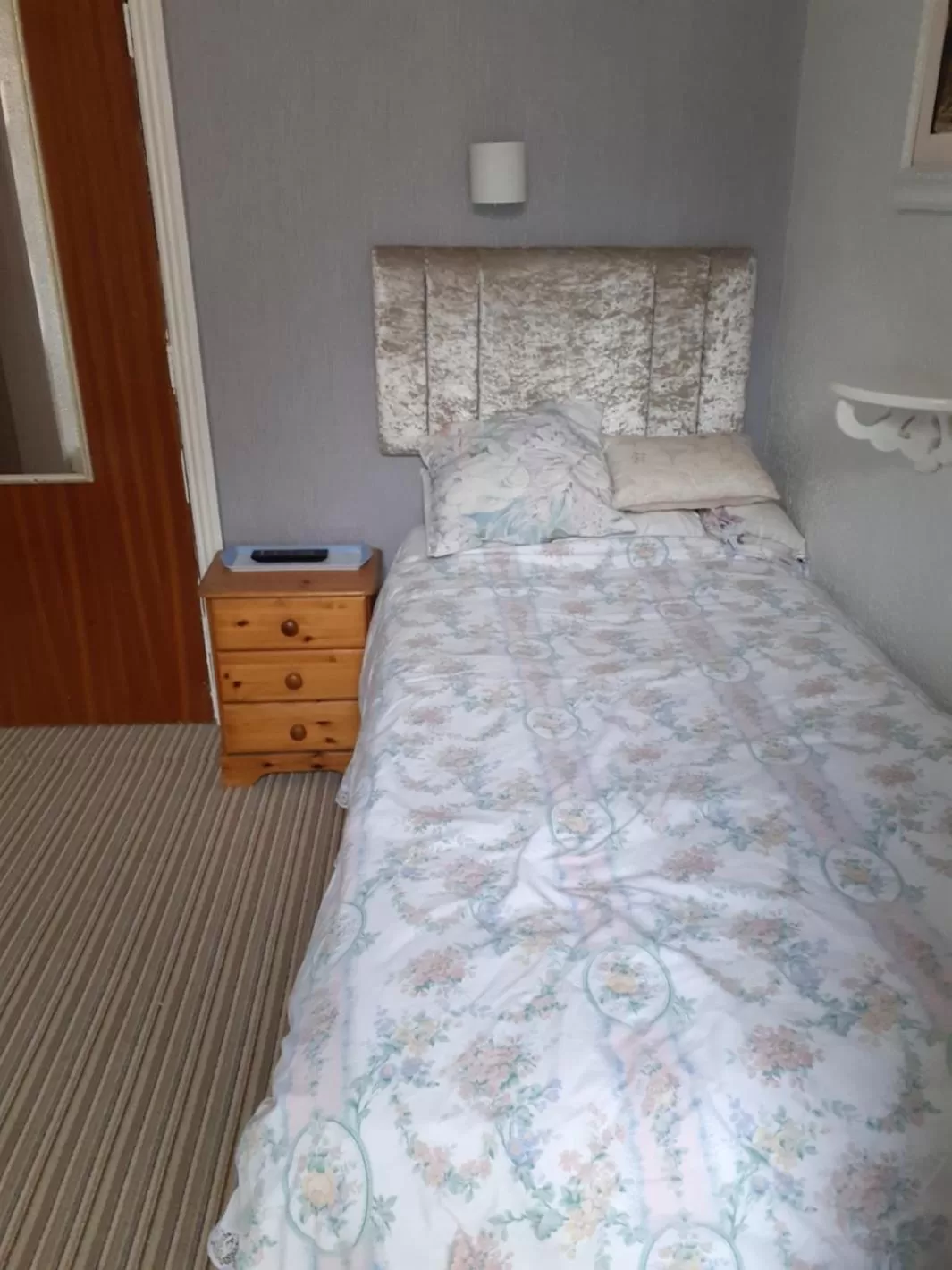 Bed in Briny View Hotel