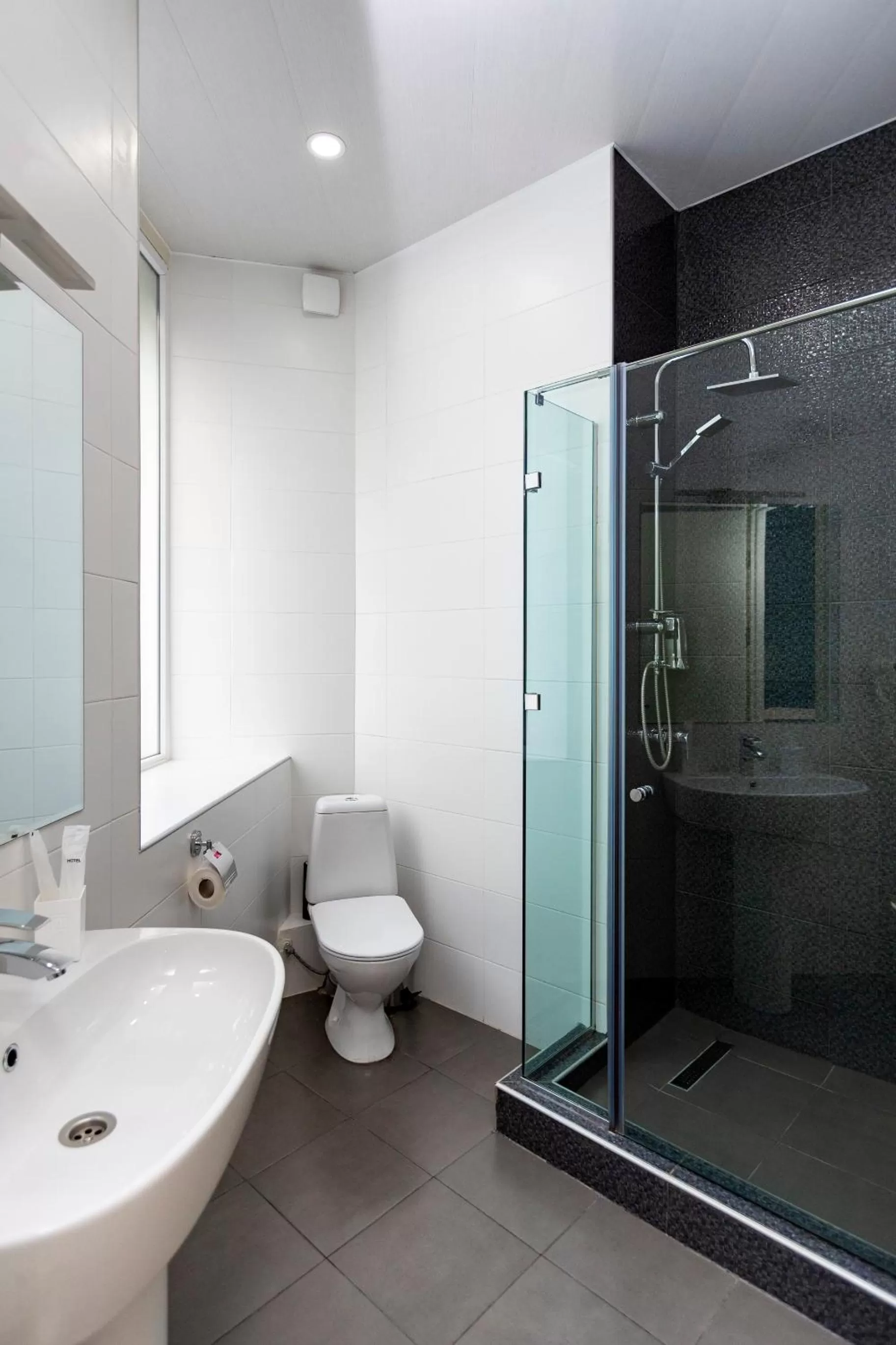 Shower, Bathroom in Hotello