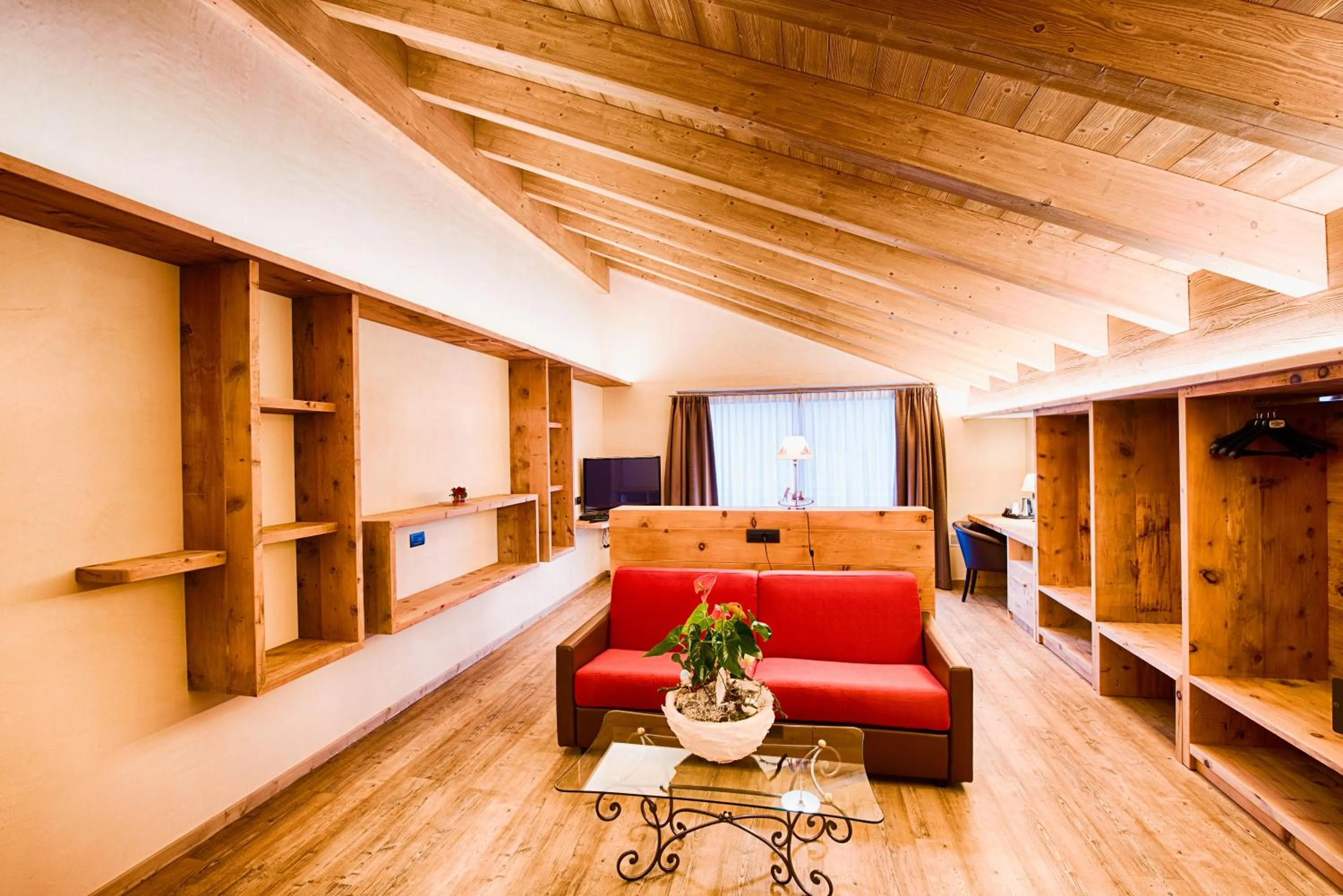 Photo of the whole room in Francesin Active Hotel