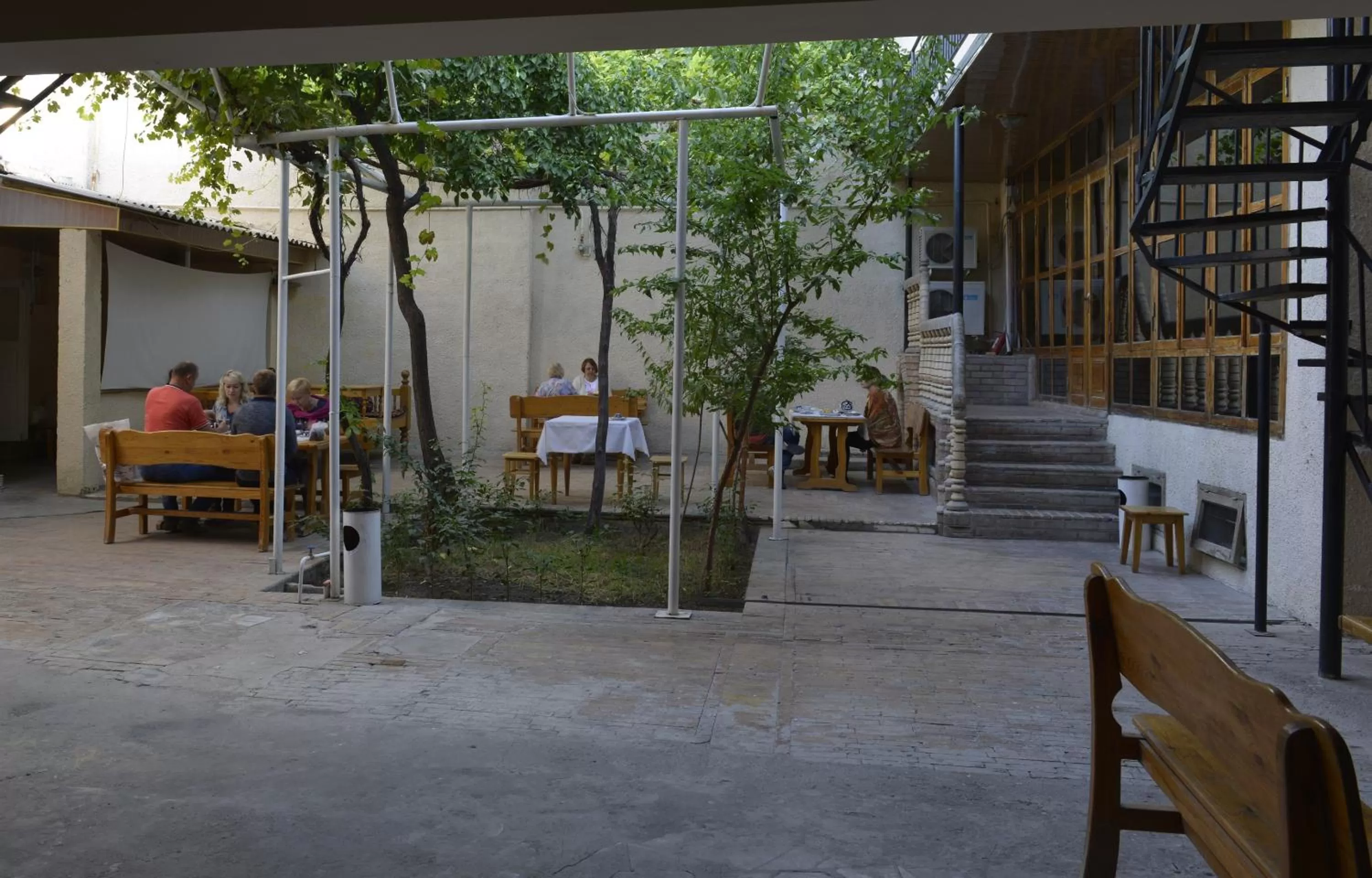 Facade/entrance in B&B Emir