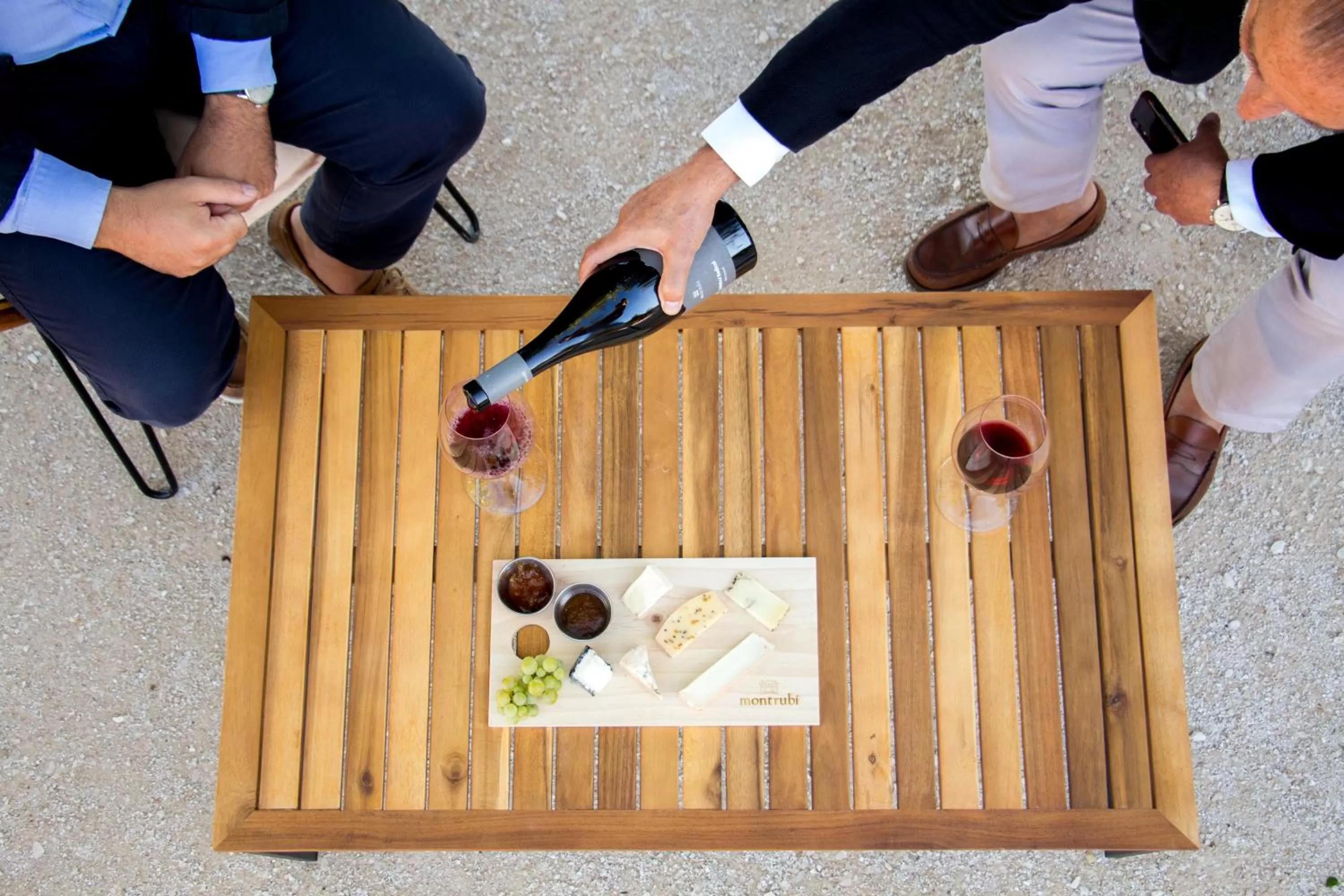 Restaurant/places to eat in Hotel Montrubí 1771 - Slow Winery Hotel - Adults only