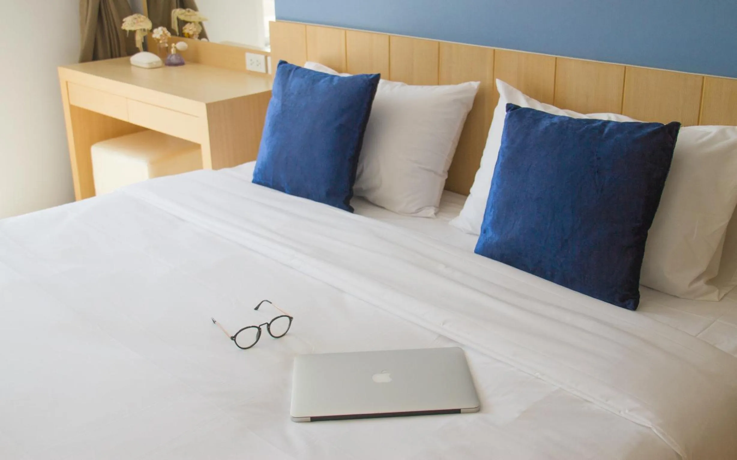 Bed in Charisma Residence