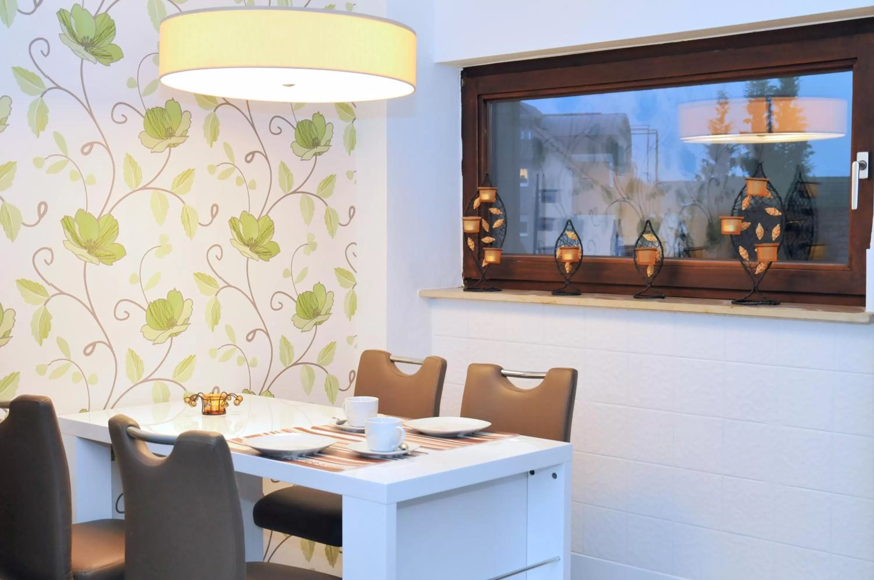 Communal kitchen, Restaurant/Places to Eat in Gästehaus beim Prinz