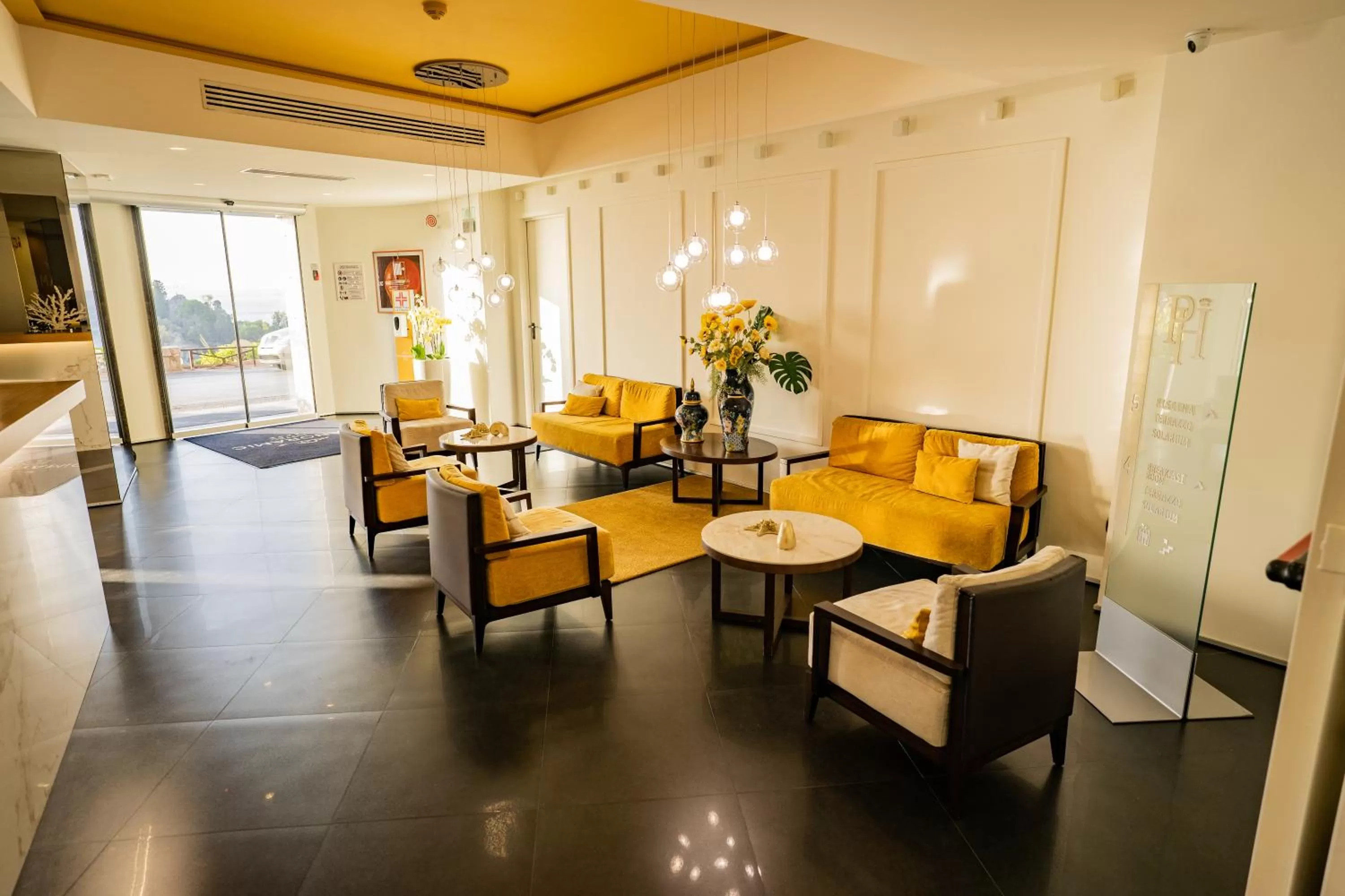 Lobby or reception in Taormina Panoramic Hotel