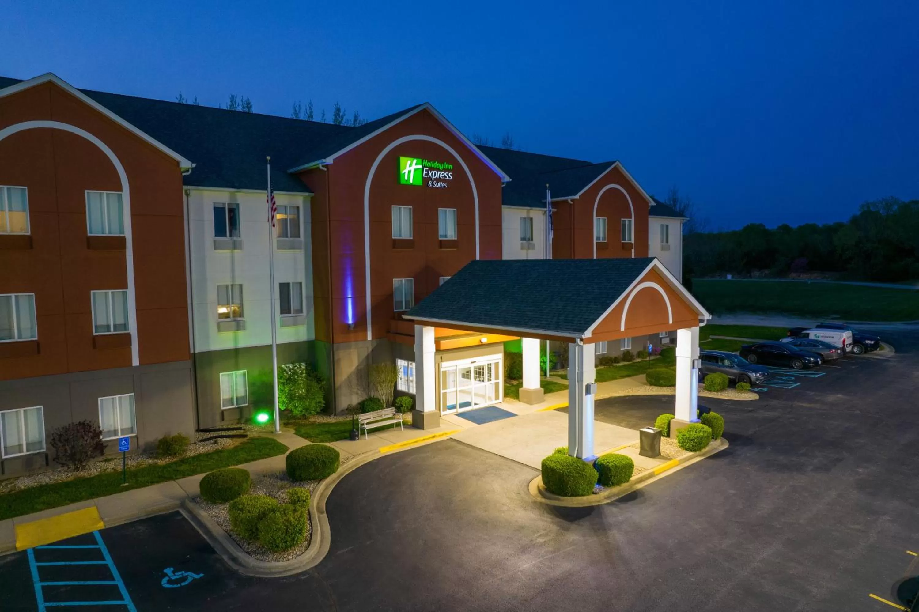 Property building in Holiday Inn Express Hotel & Suites Bedford by IHG