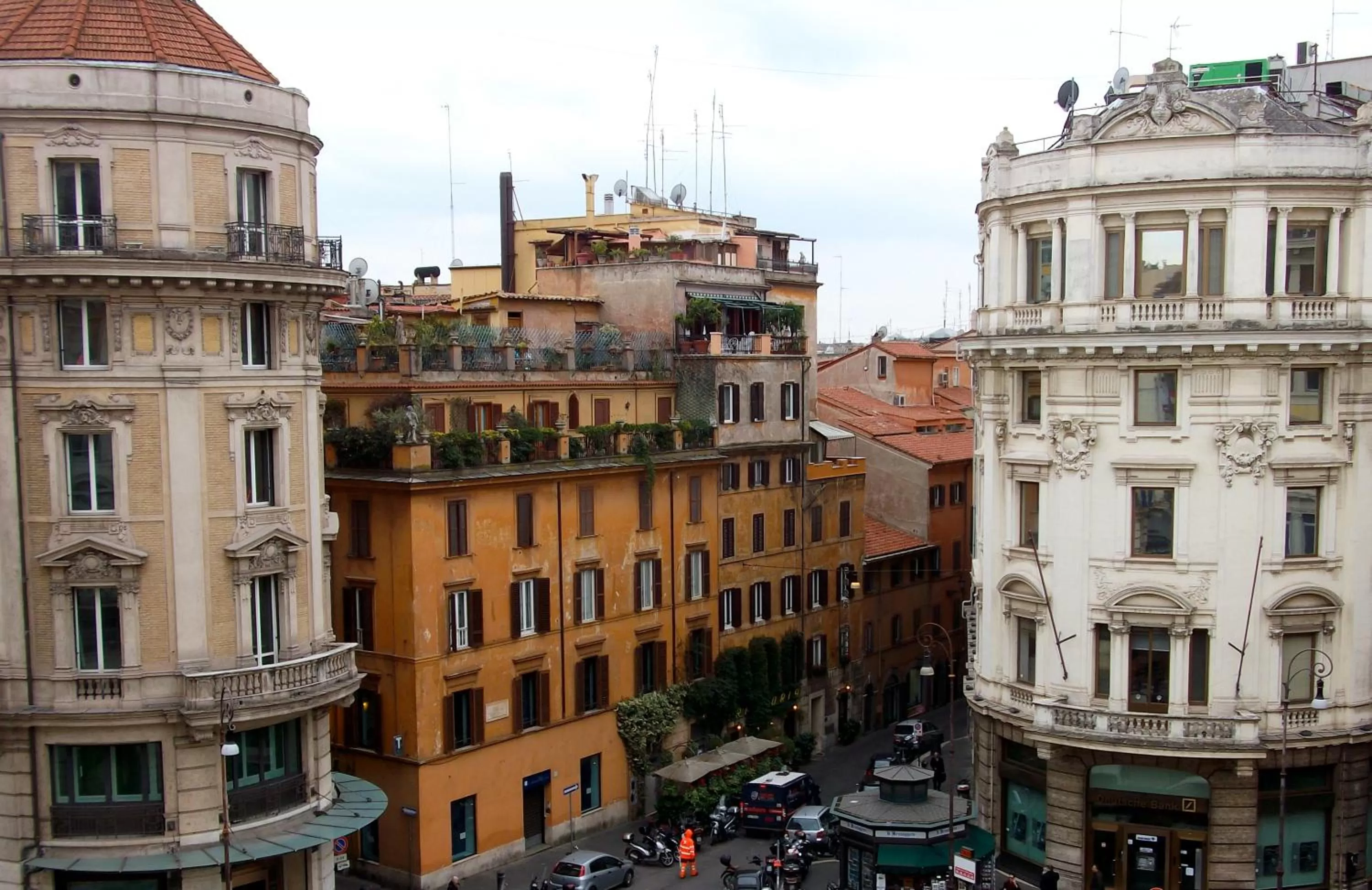 Facade/entrance in Rome Kings Suite