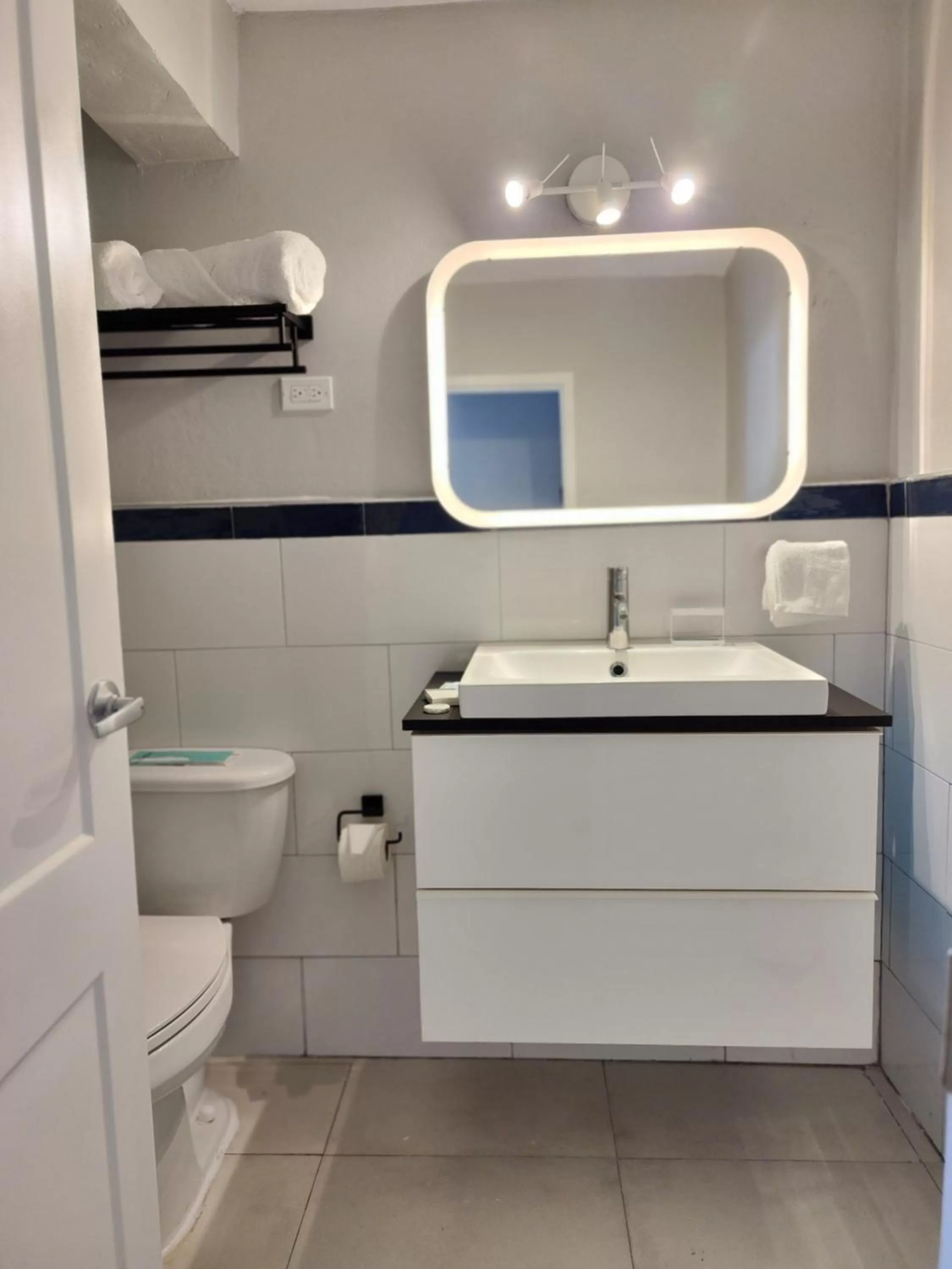 Bathroom in Luxe Beach Resort