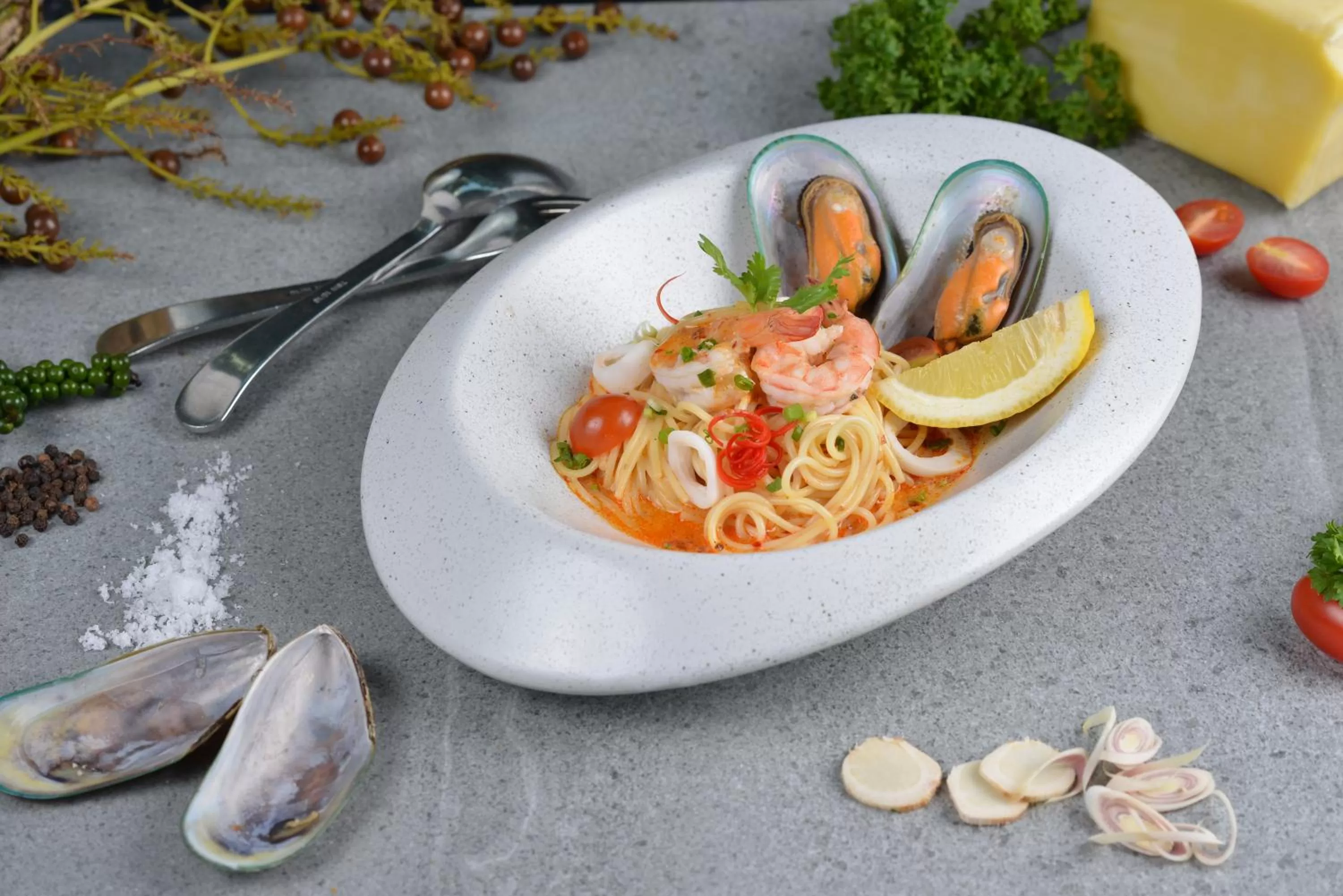 Food in Villa De Khaosan by Chillax