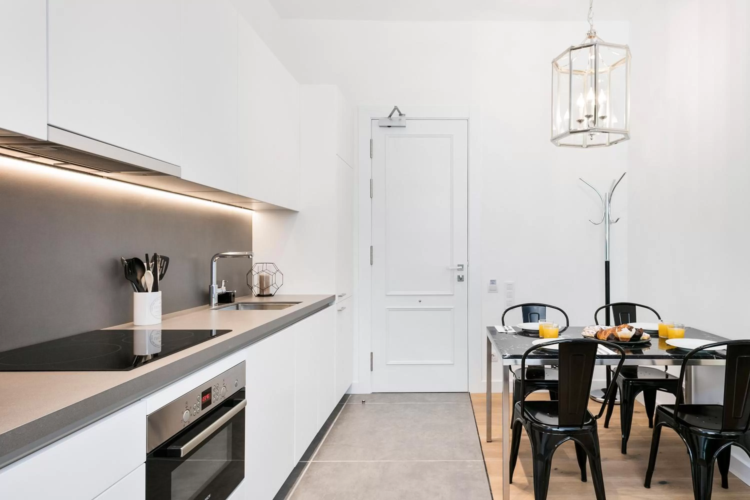 Kitchen or kitchenette in Murmuri Residence Mercader