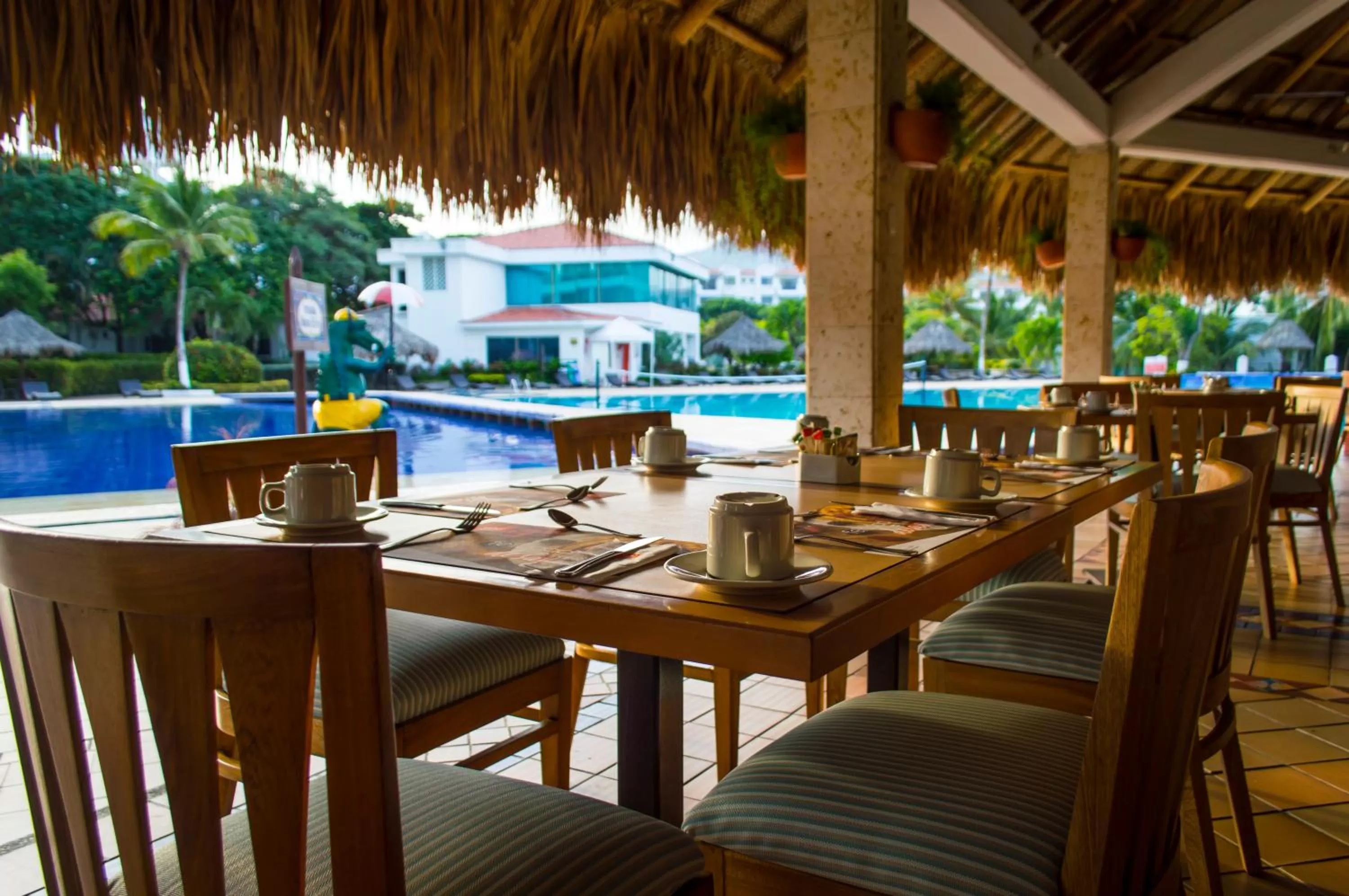 Restaurant/places to eat in GHL Relax Hotel Costa Azul