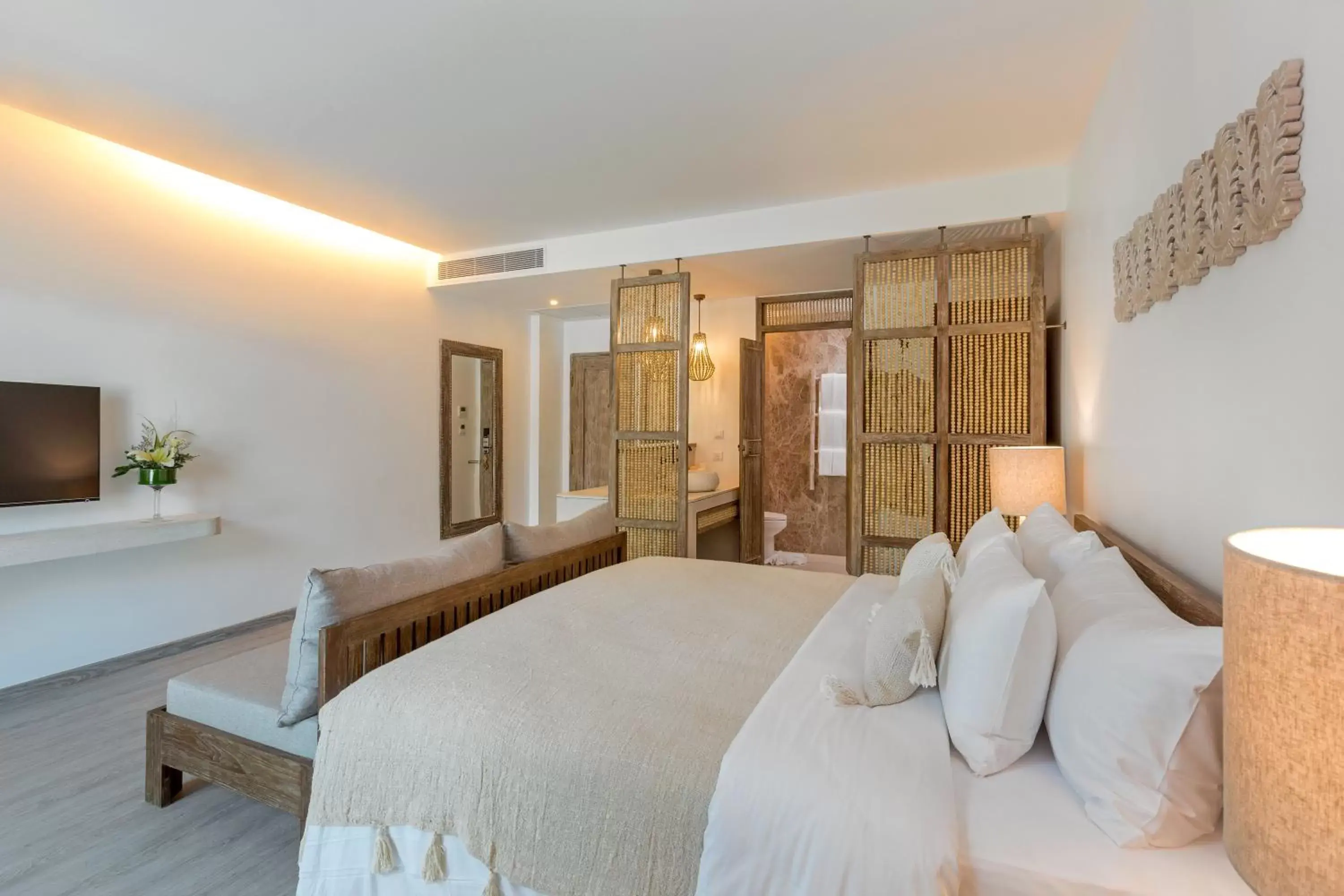 Deluxe Double or Twin Room with Balcony in Eden Beach Khaolak Resort and Spa A Lopesan Collection Hotel - SHA Extra Plus Deluxe Double or Twin Room with Balcony in Eden Beach Khaolak Resort and Spa A Lopesan Collection Hotel - SHA Extra Plus