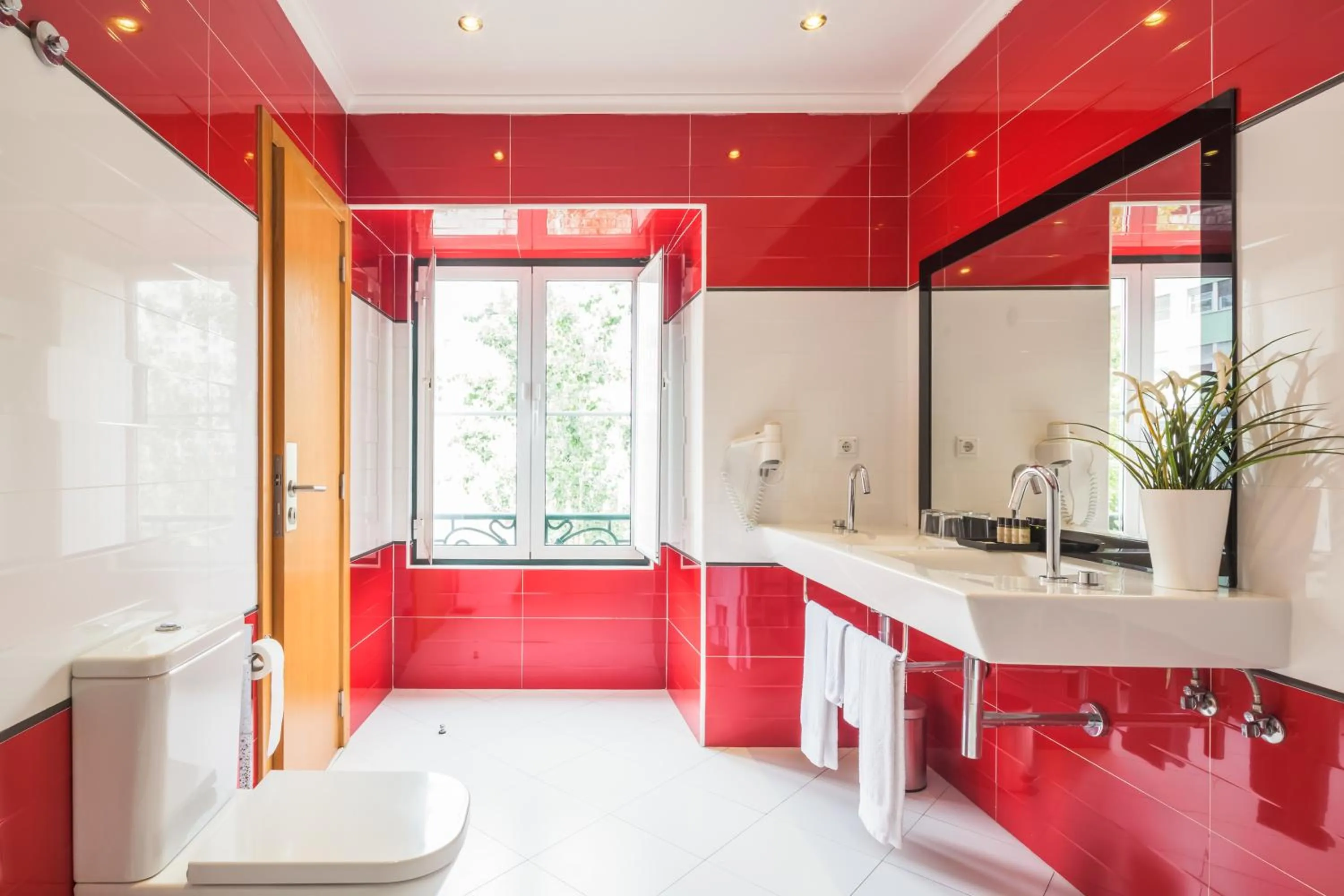 Hot Tub in Vila Nova Guesthouse