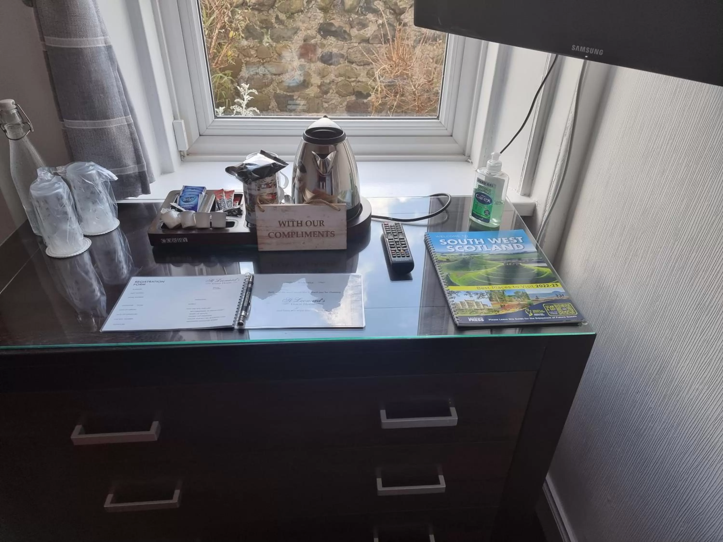 Coffee/tea facilities in St Leonards Guest House