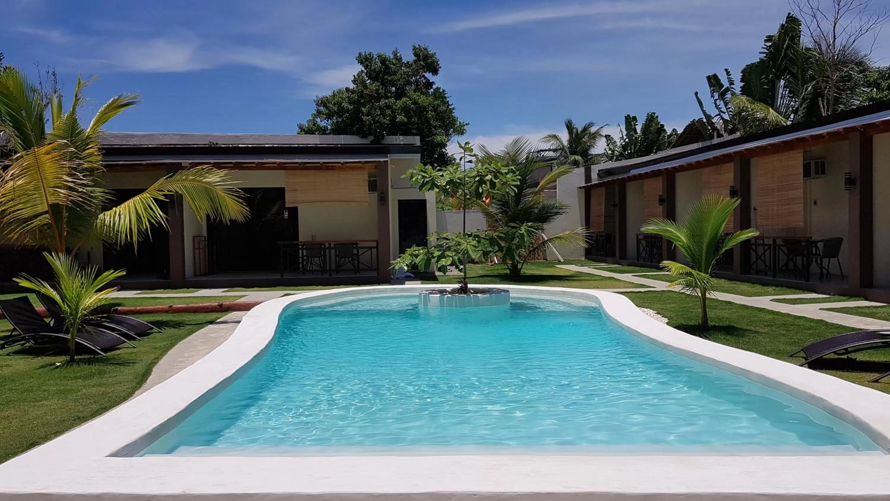 Property building in Positano Alona Beach Panglao