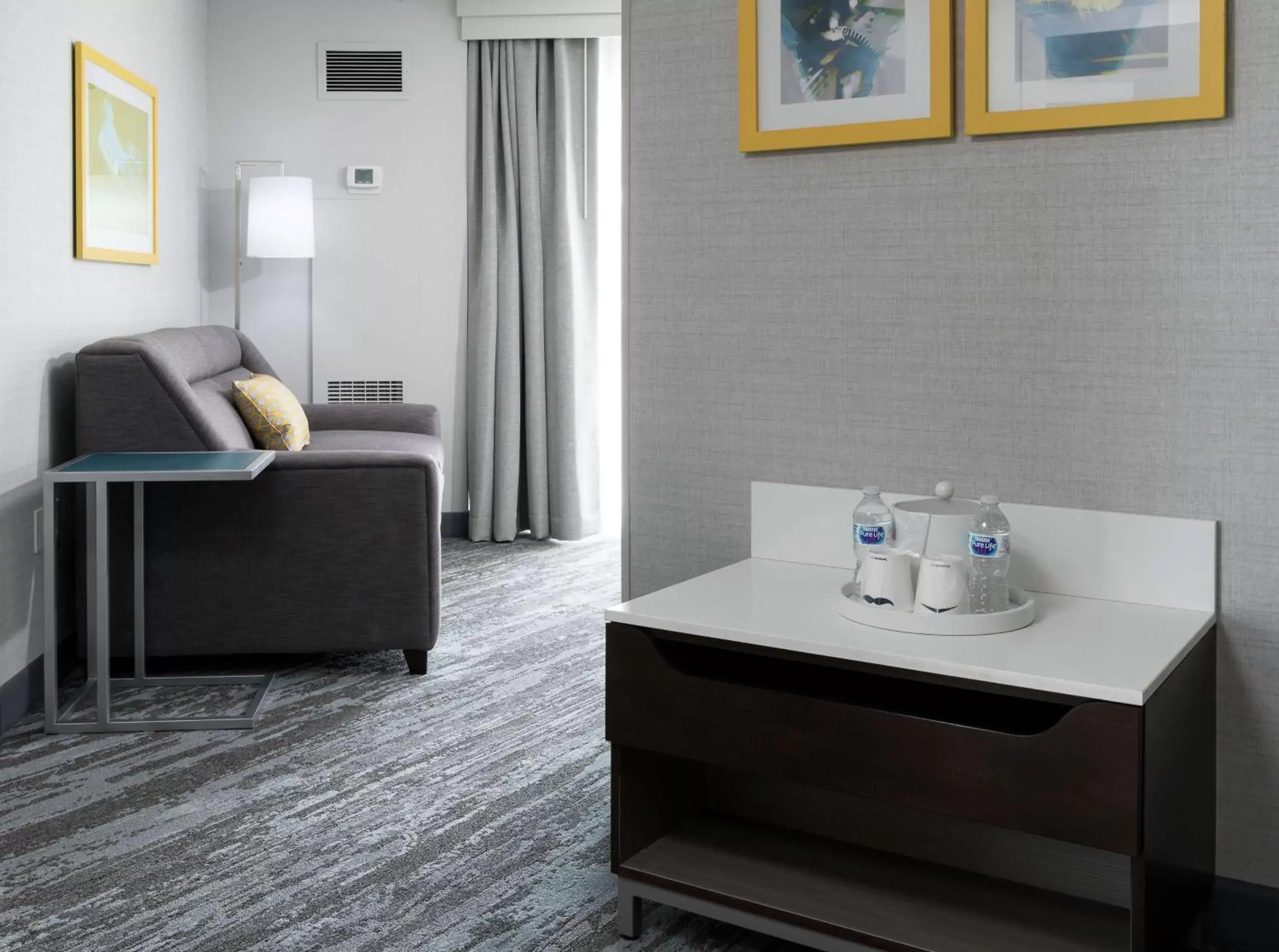 King Room with Balcony - Non-Smoking in Hampton Inn & Suites Memphis-Beale Street King Room with Balcony - Non-Smoking in Hampton Inn & Suites Memphis-Beale Street