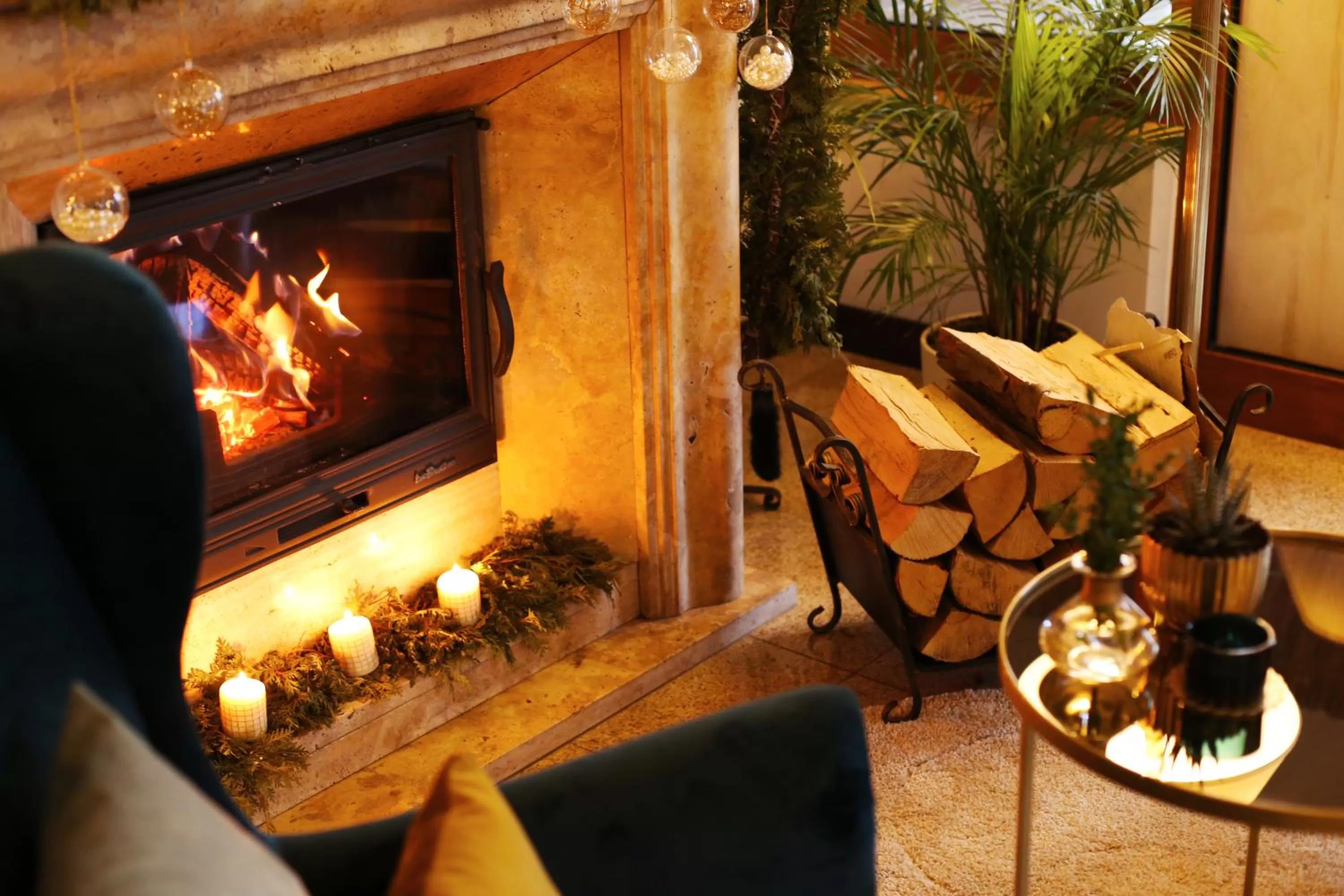 Communal lounge/ TV room in Dworek